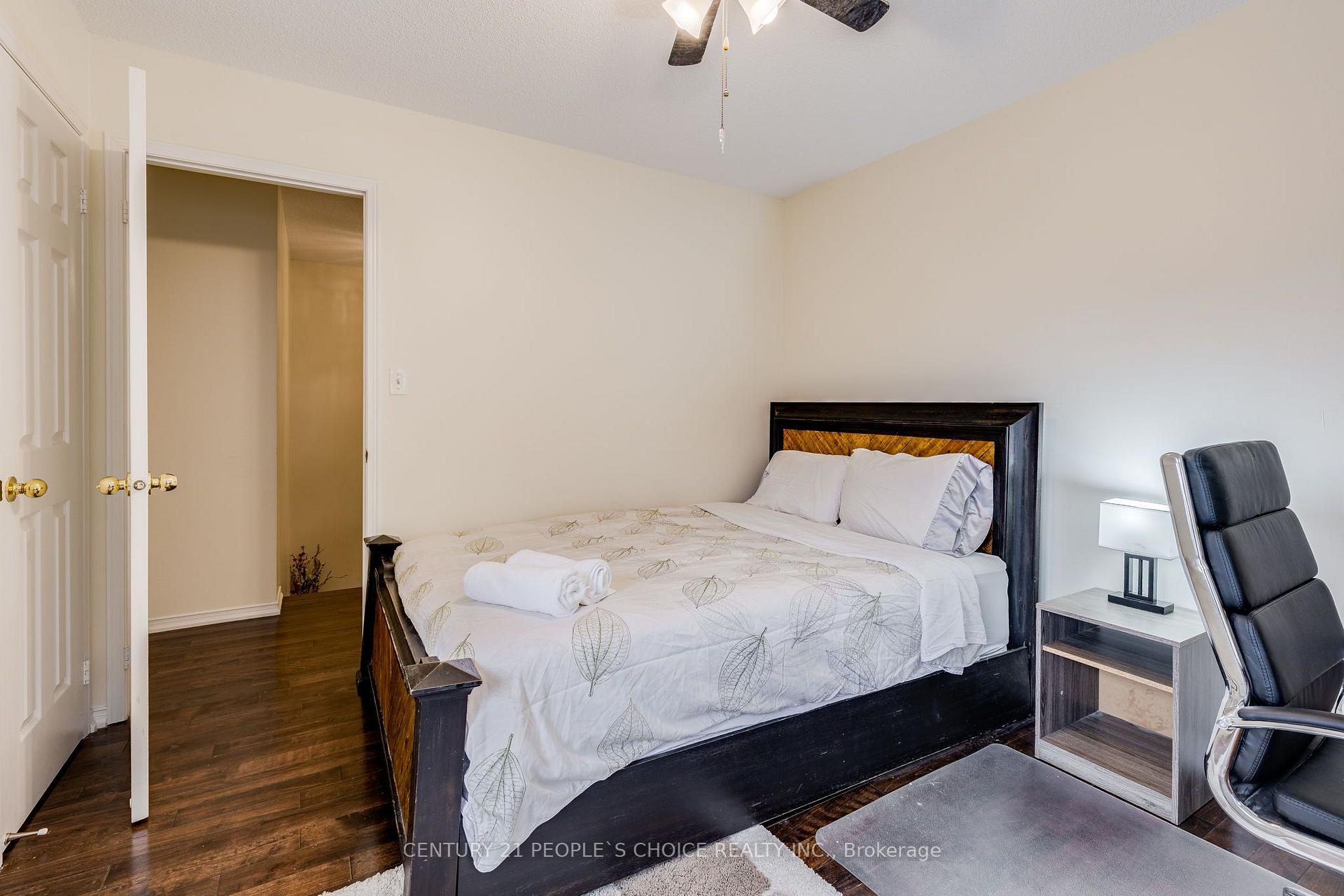 Photo 22 of 5677 Condor Place, Mississauga, East Credit — HOMEH