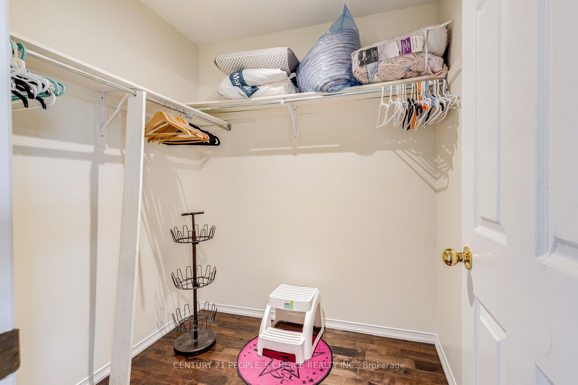 Photo 31 of 5677 Condor Place, Mississauga, East Credit — HOMEH