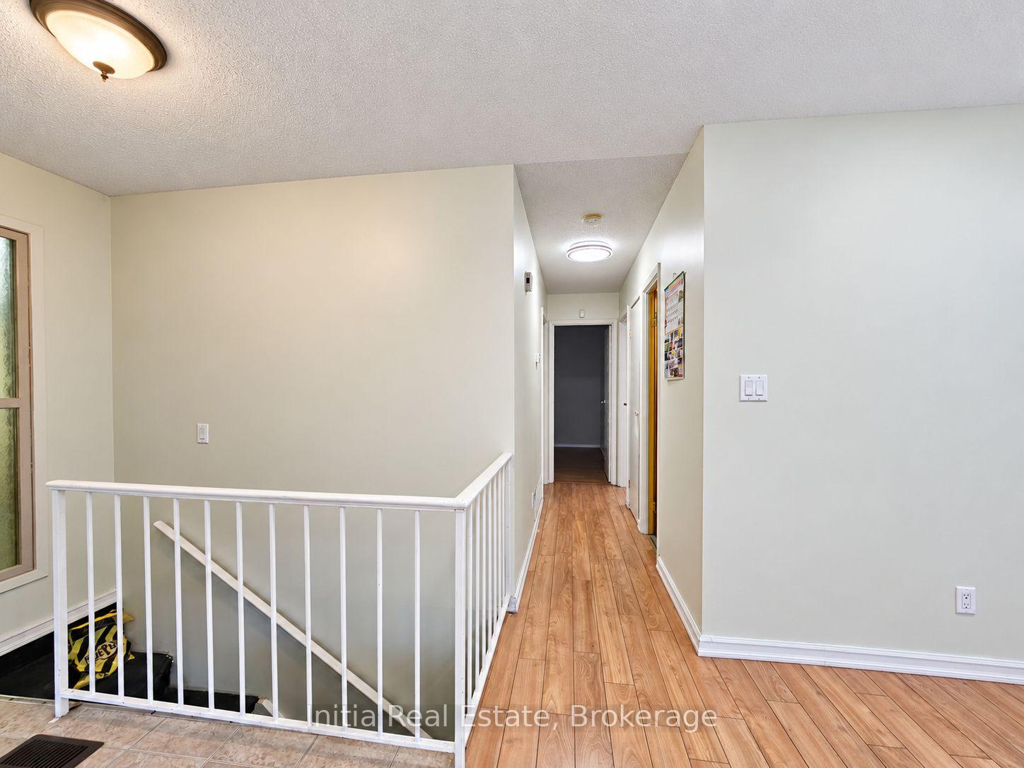 Photo 10 of 8370 Gregory Place, Windsor, Riverside - Windsor — HOMEH