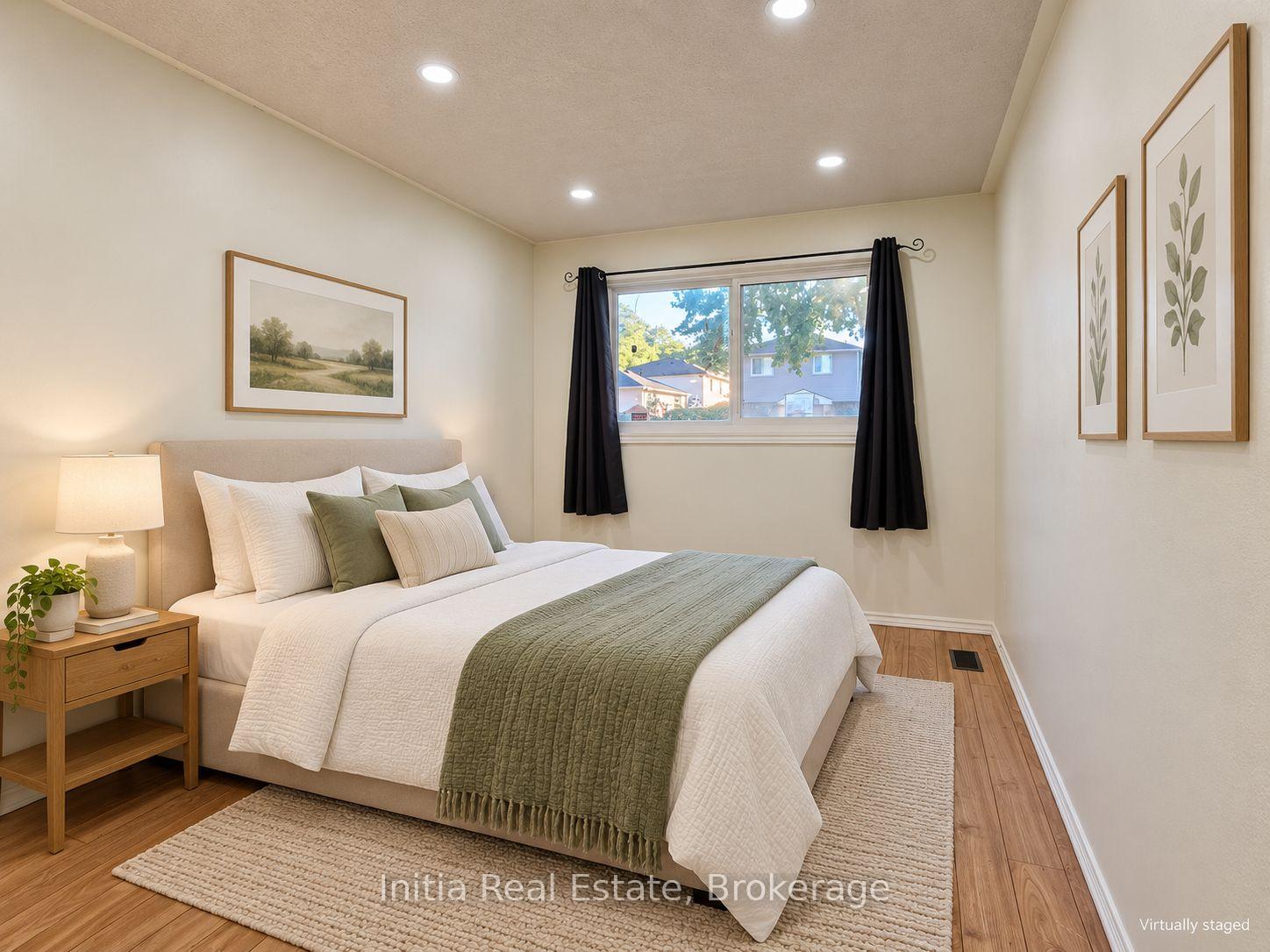 Photo 13 of 8370 Gregory Place, Windsor, Riverside - Windsor — HOMEH