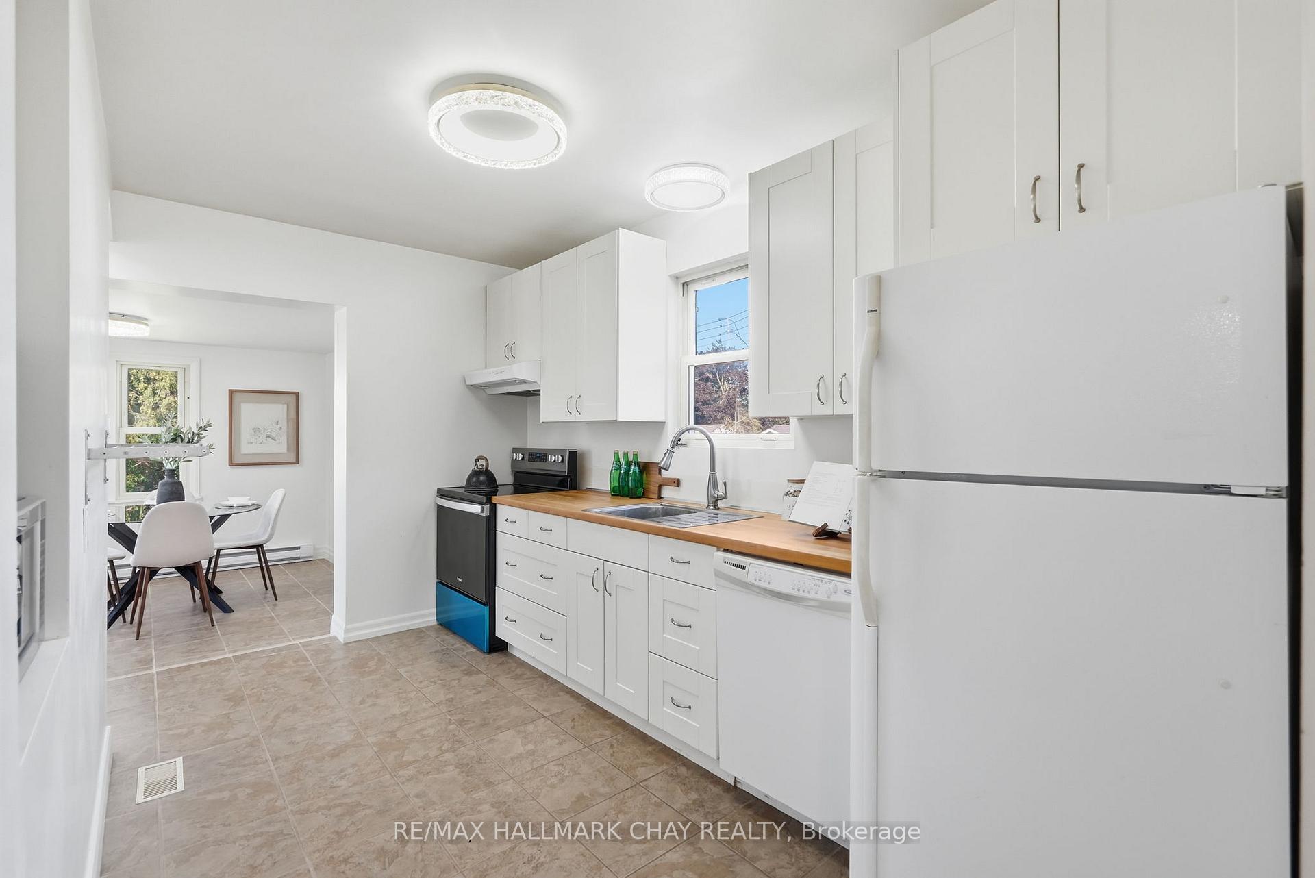 Photo 5 of 174 St Vincent Street, Barrie, Codrington — HOMEH