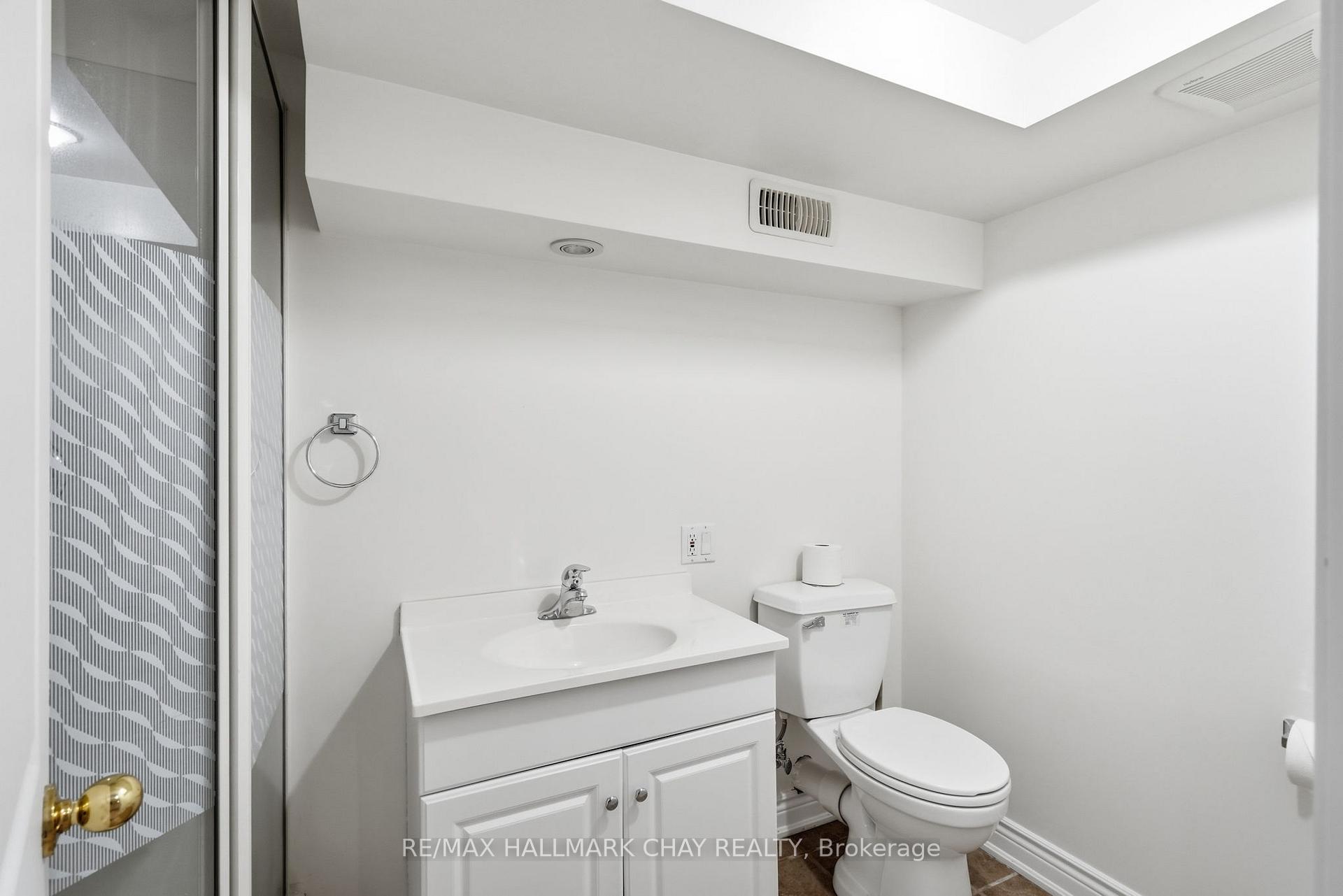 Photo 23 of 174 St Vincent Street, Barrie, Codrington — HOMEH