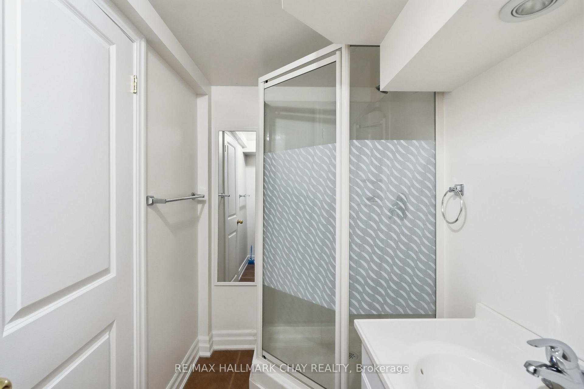 Photo 24 of 174 St Vincent Street, Barrie, Codrington — HOMEH