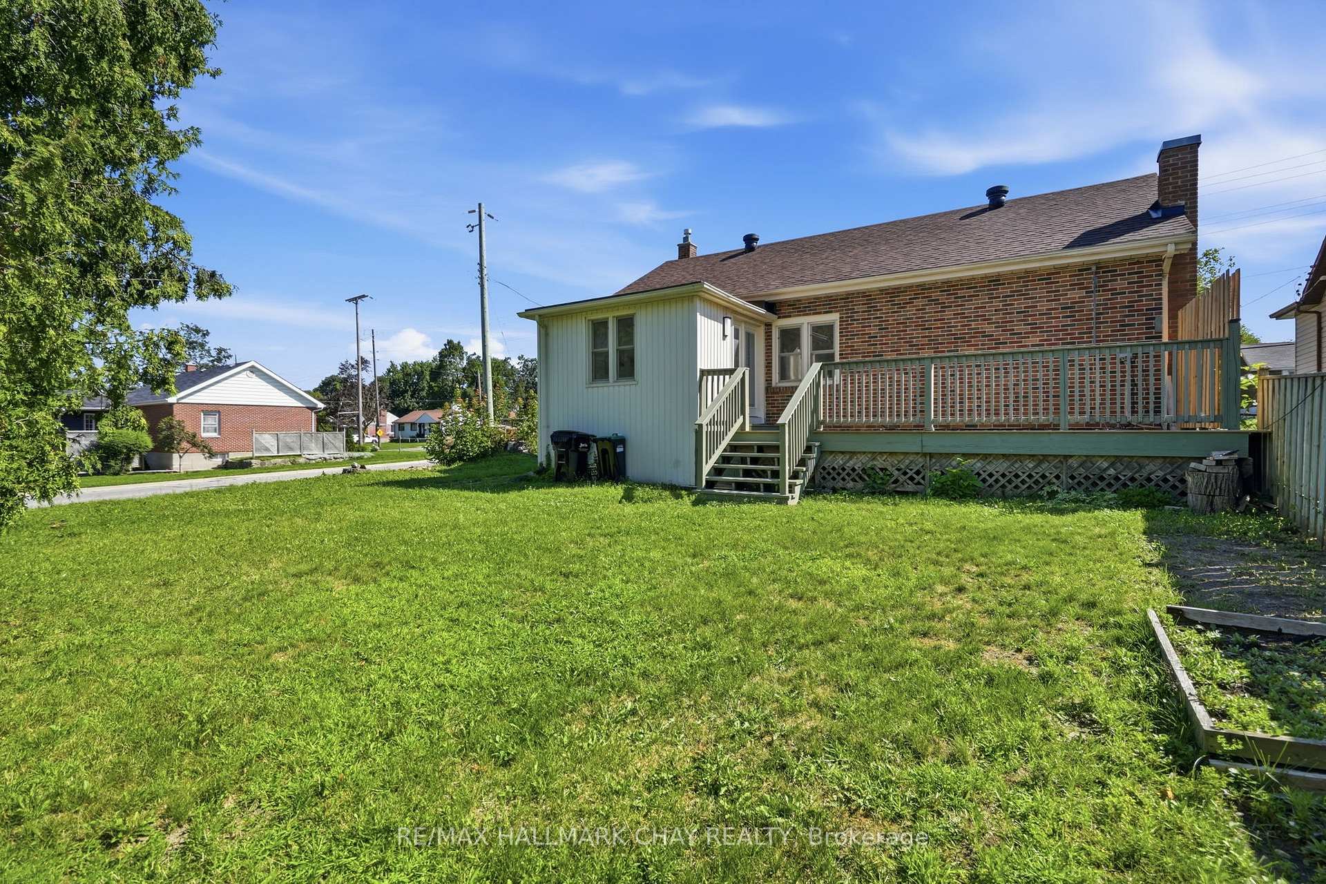 Photo 32 of 174 St Vincent Street, Barrie, Codrington — HOMEH