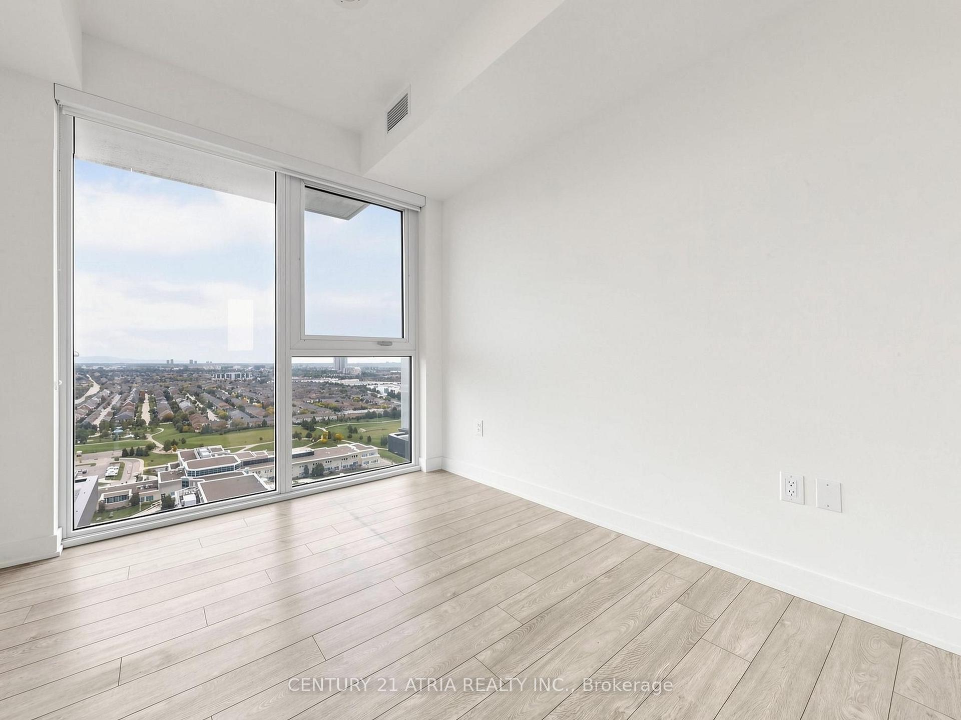 Photo 13 of Unit 2405, 105 Oneida Crescent, Richmond Hill, Langstaff — HOMEH