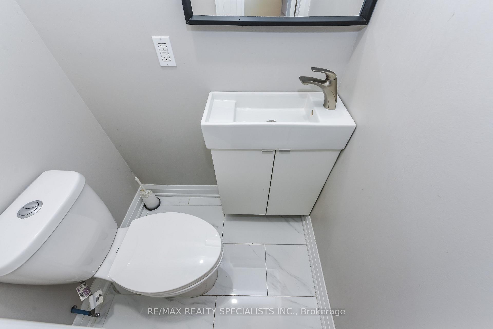 Photo 27 of Unit Upper Portion, 137 Avondale Boulevard, Brampton, Avondale — HOMEH