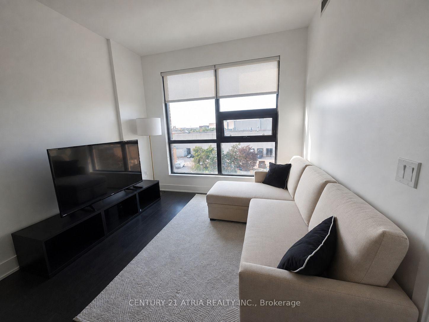 Photo 4 of Unit 420, 2908 Highway 7, Vaughan, Concord — HOMEH