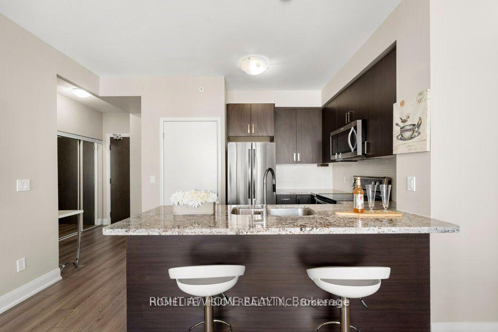 Photo 4 of Unit 2505, 2900 Hwy 7, Vaughan, Concord — HOMEH