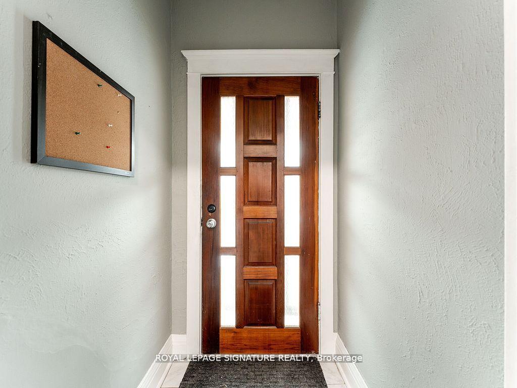 Photo 2 of 1070 Shaw Street, Toronto, Dovercourt-Wallace Emerson-Junction — HOMEH