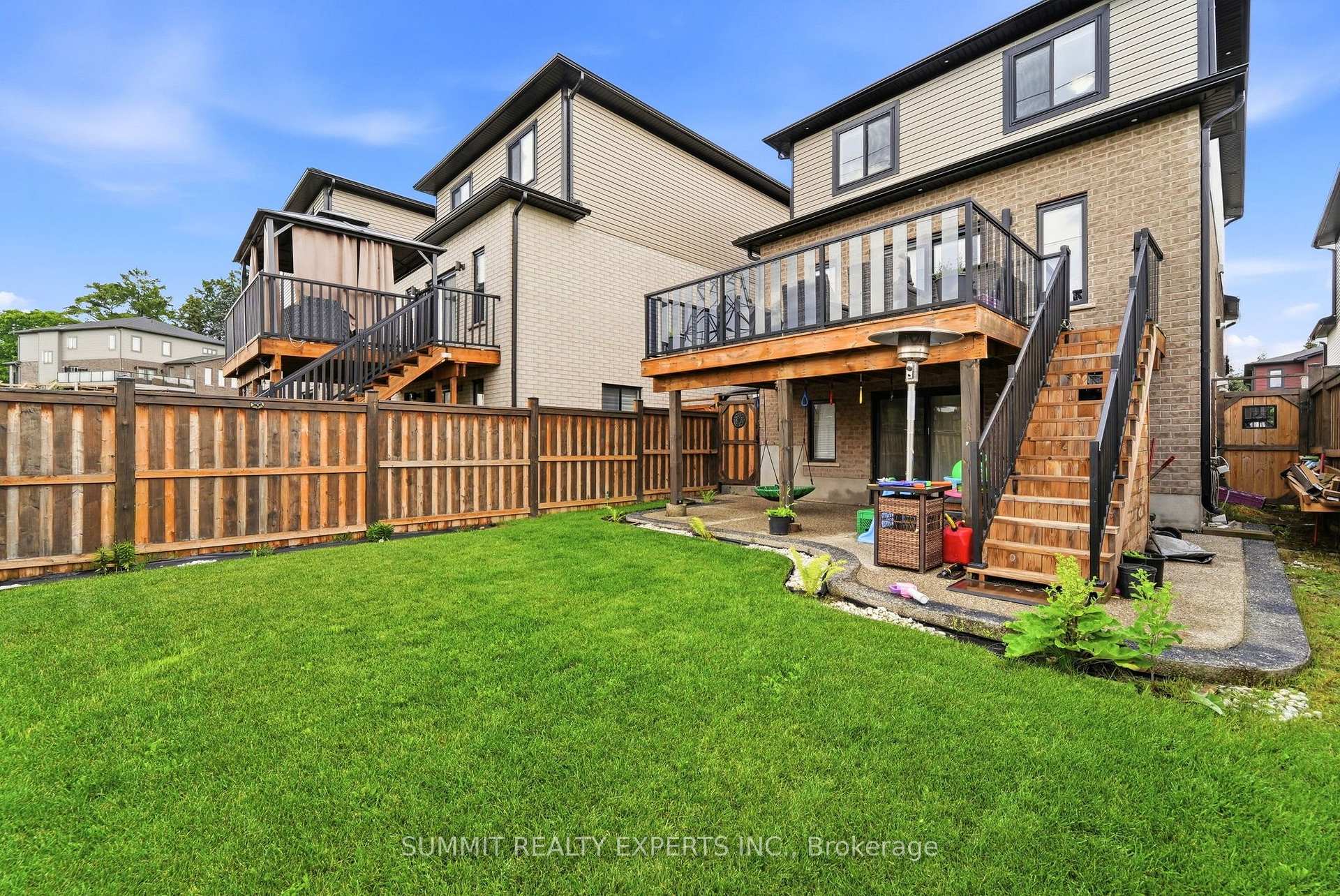 Photo of 935 Chapel Hill Court