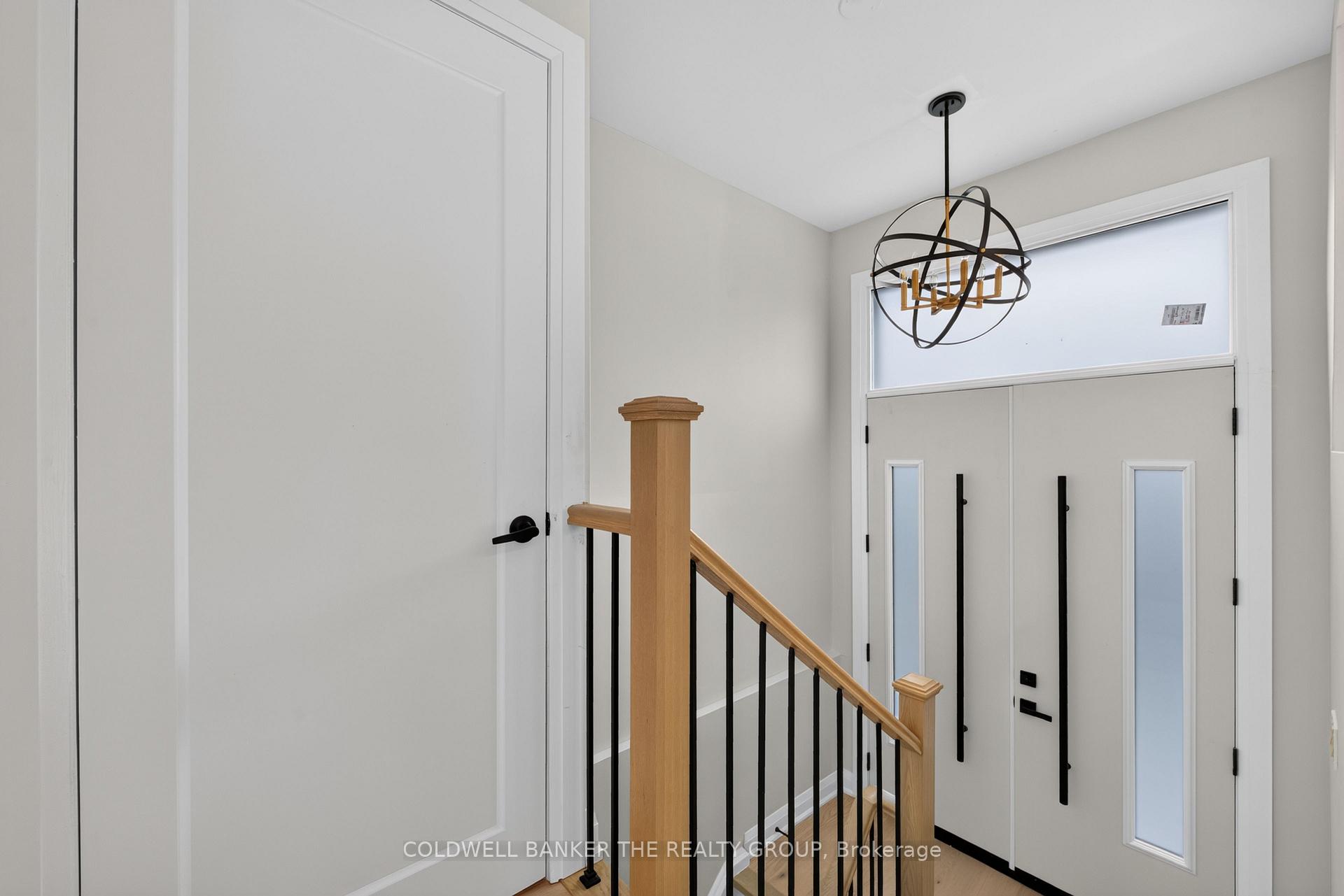 Photo 3 of 4 Imogene Avenue, North York, Humbermede — HOMEH