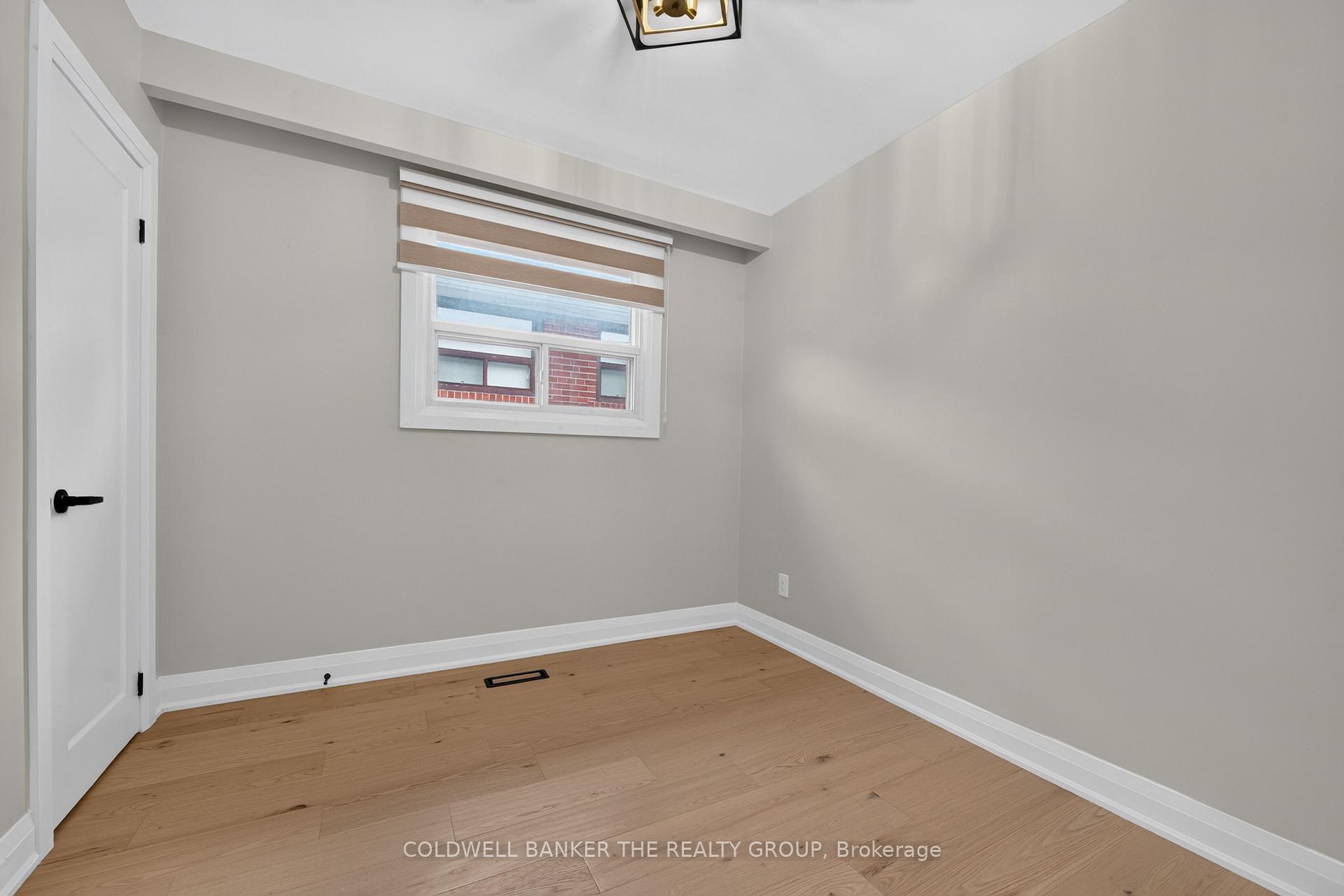 Photo 23 of 4 Imogene Avenue, North York, Humbermede — HOMEH