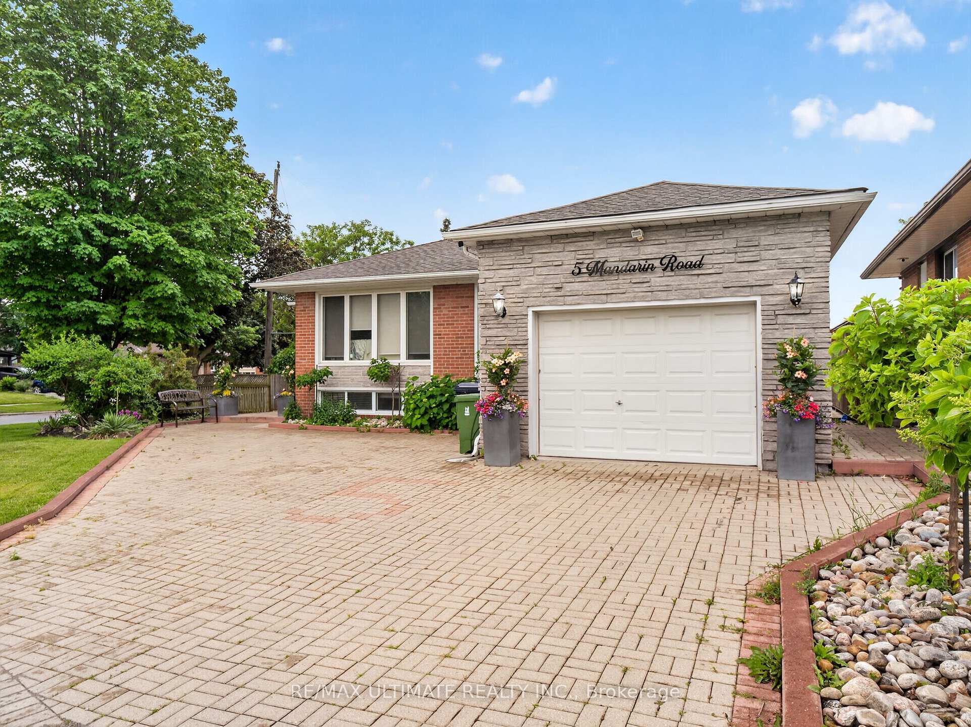 Photo of 5 Mandarin Road
