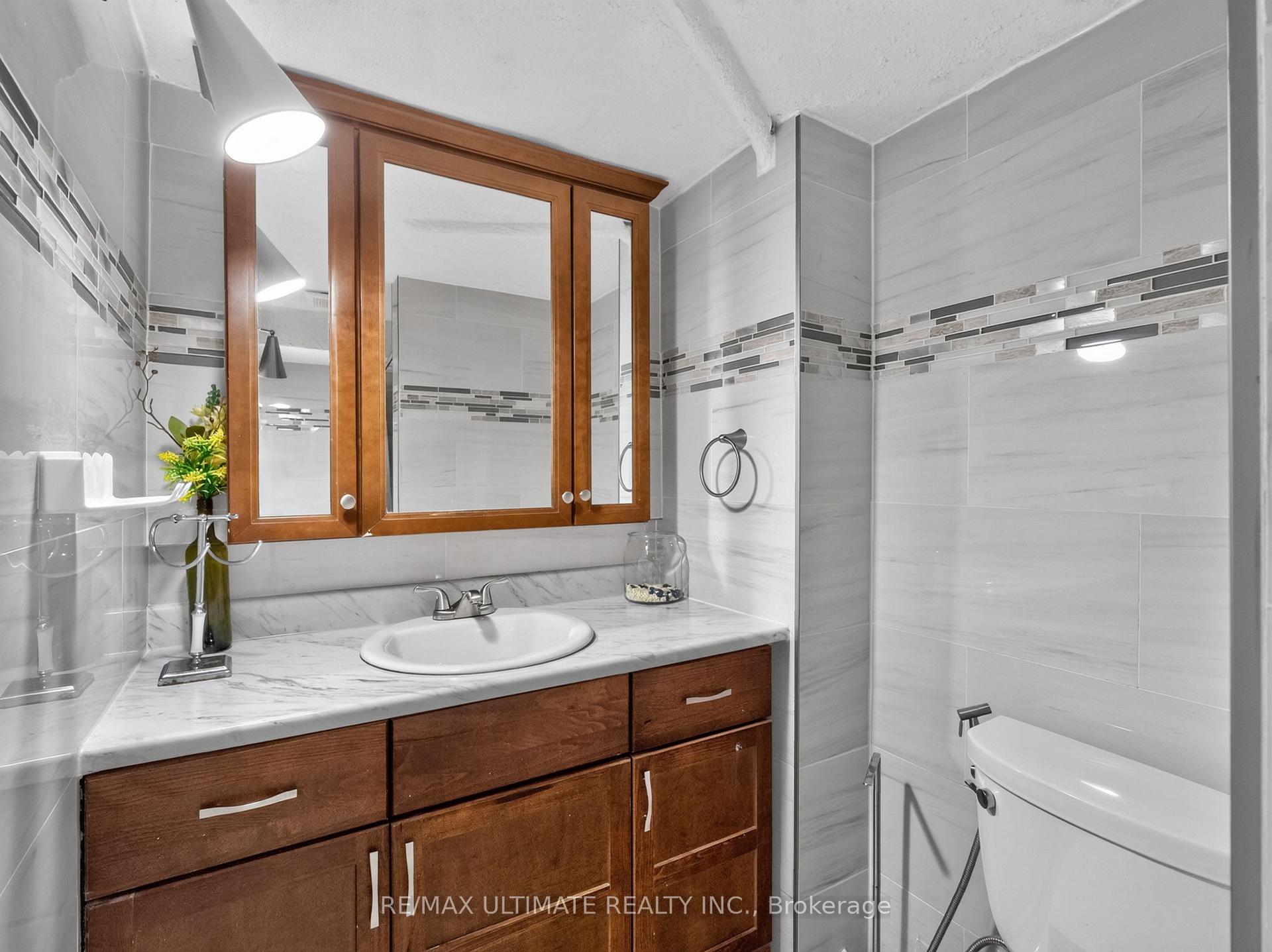 Photo 17 of 5 Mandarin Road, Scarborough, Cliffcrest — HOMEH