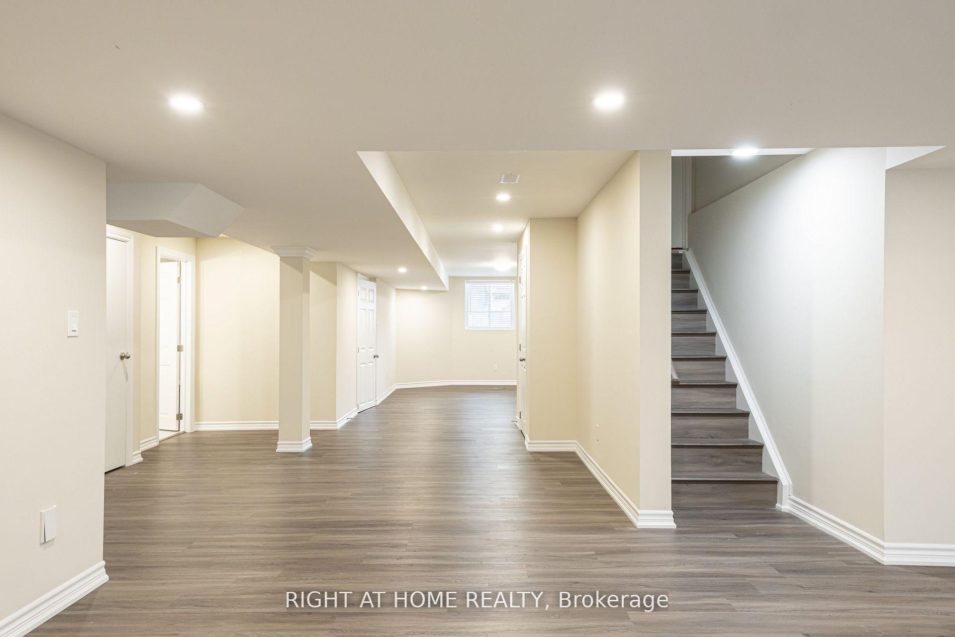 Photo 7 of 40 Sabbe Crescent, Ajax, Northwest Ajax — HOMEH