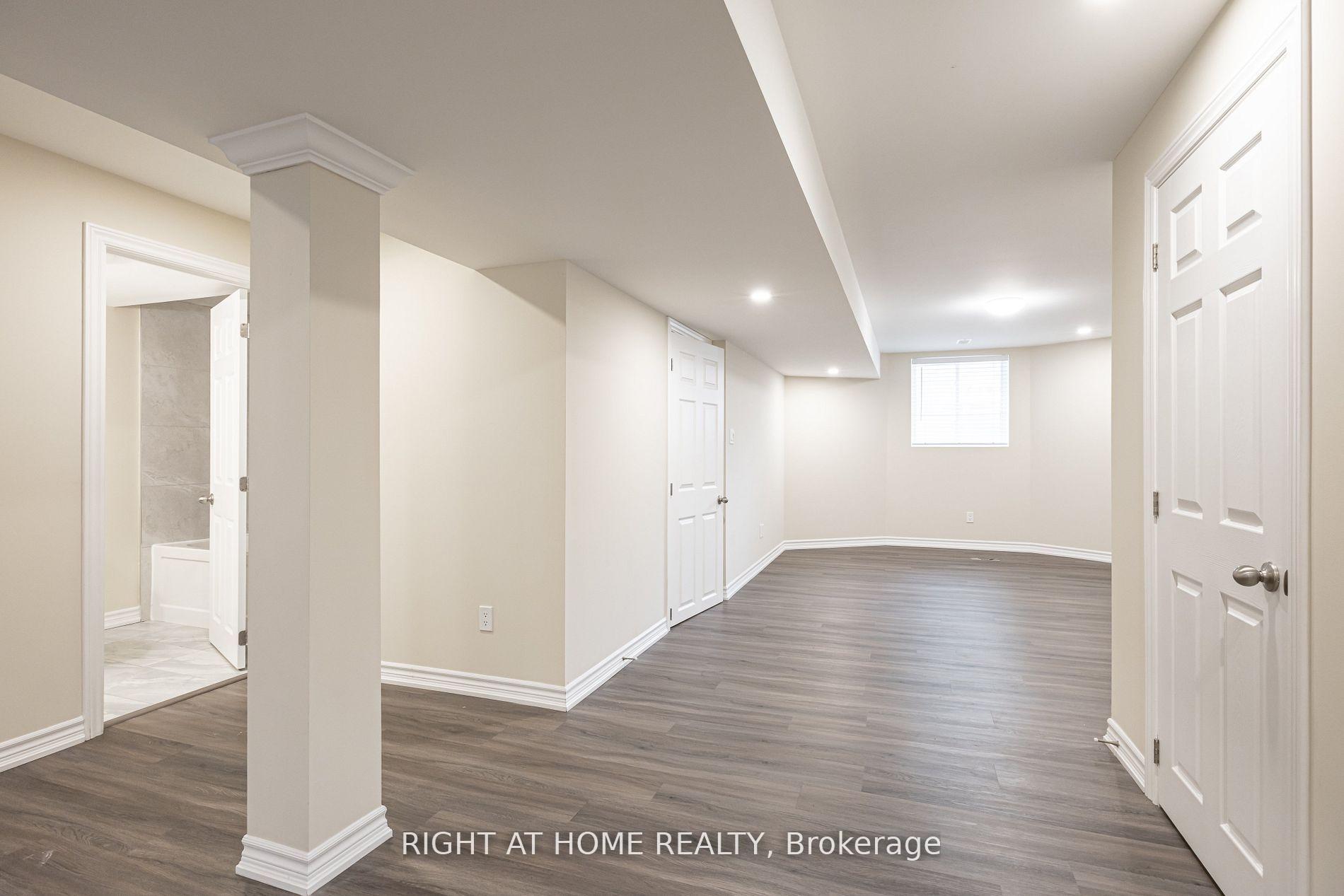 Photo 8 of 40 Sabbe Crescent, Ajax, Northwest Ajax — HOMEH