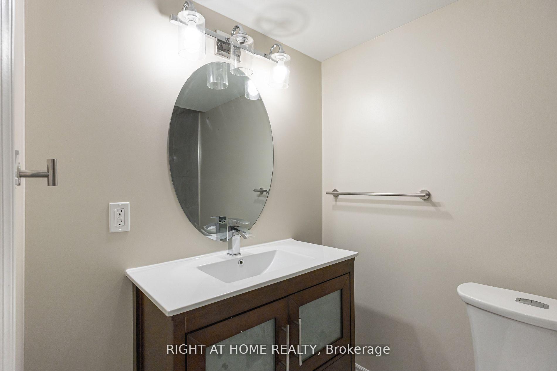 Photo 12 of 40 Sabbe Crescent, Ajax, Northwest Ajax — HOMEH