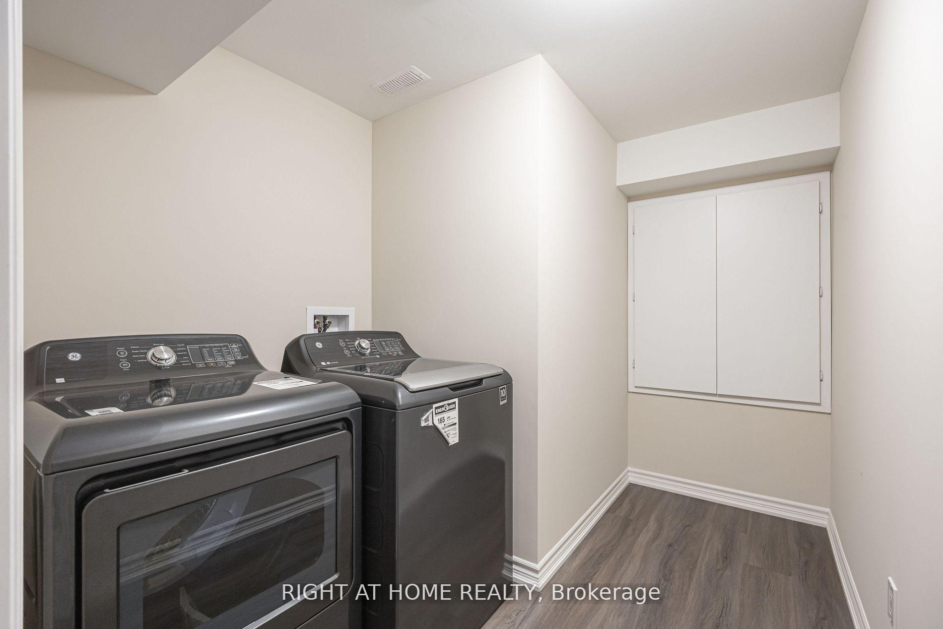 Photo 14 of 40 Sabbe Crescent, Ajax, Northwest Ajax — HOMEH