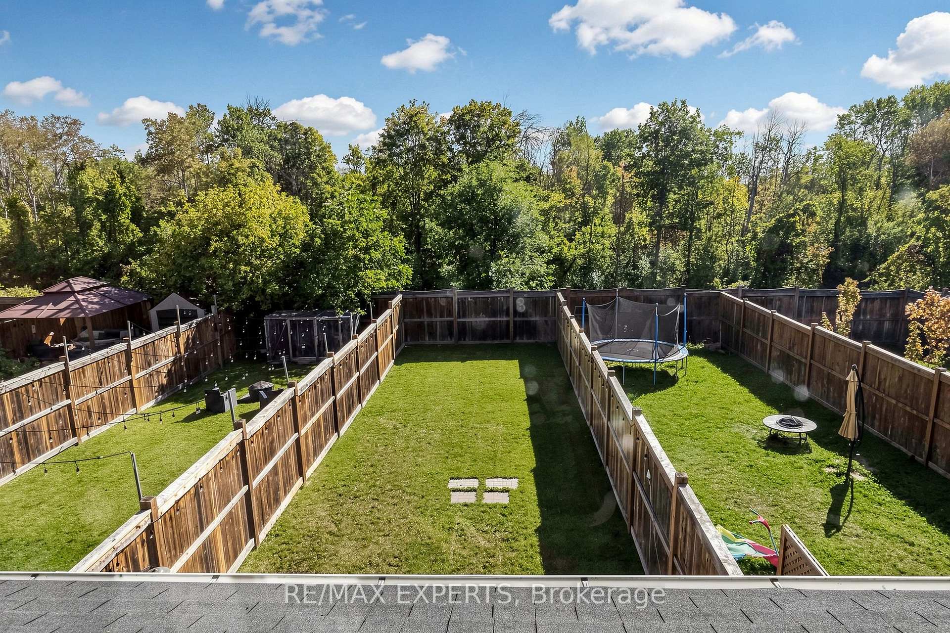 Photo 20 of 1303 Bardeau Street, Innisfil, Lefroy — HOMEH