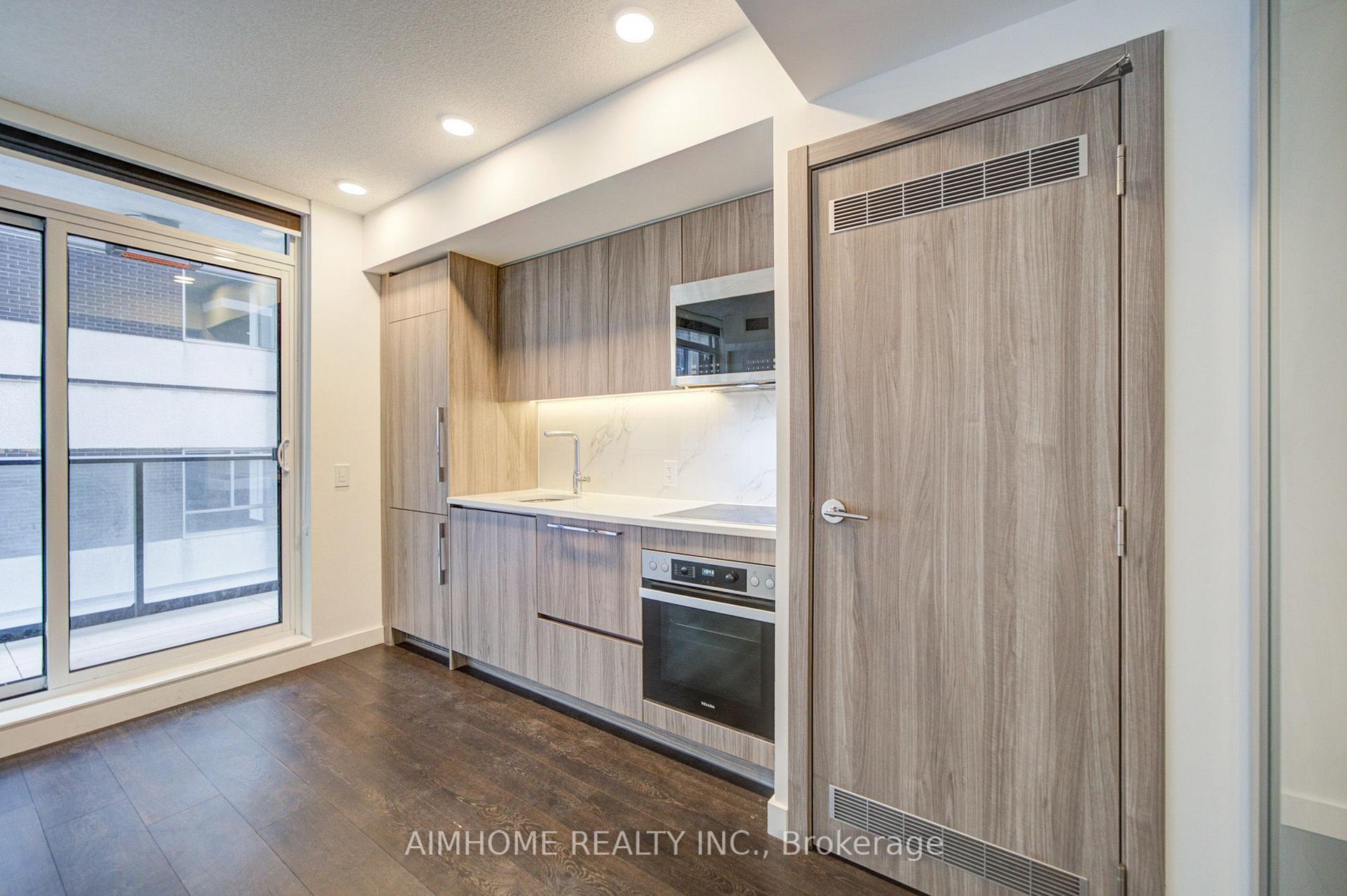 Photo 15 of Unit 710, 38 Widmer Street, Toronto, Waterfront Communities — HOMEH