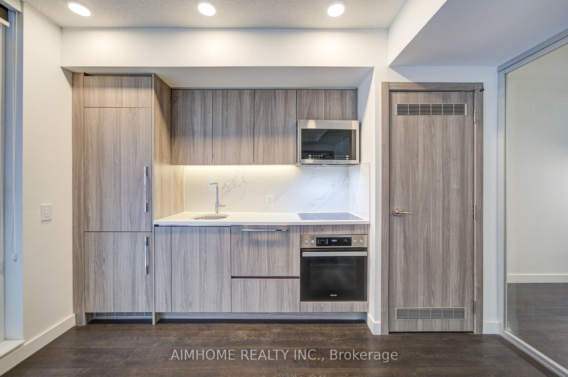 Photo 16 of Unit 710, 38 Widmer Street, Toronto, Waterfront Communities — HOMEH