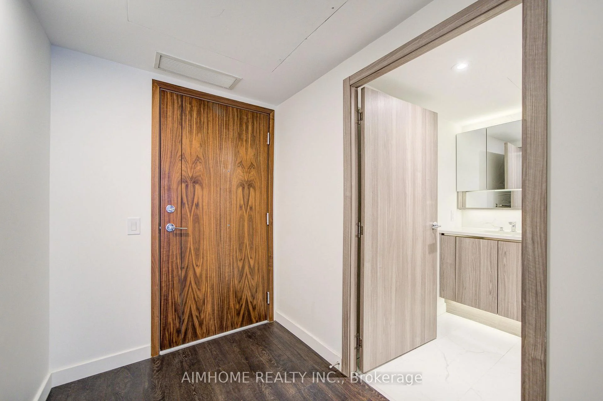 Photo 10 of Unit 710, 38 Widmer Street, Toronto, Waterfront Communities — HOMEH