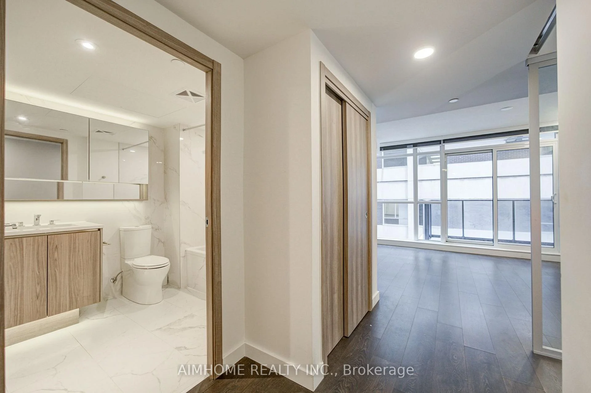 Photo 11 of Unit 710, 38 Widmer Street, Toronto, Waterfront Communities — HOMEH