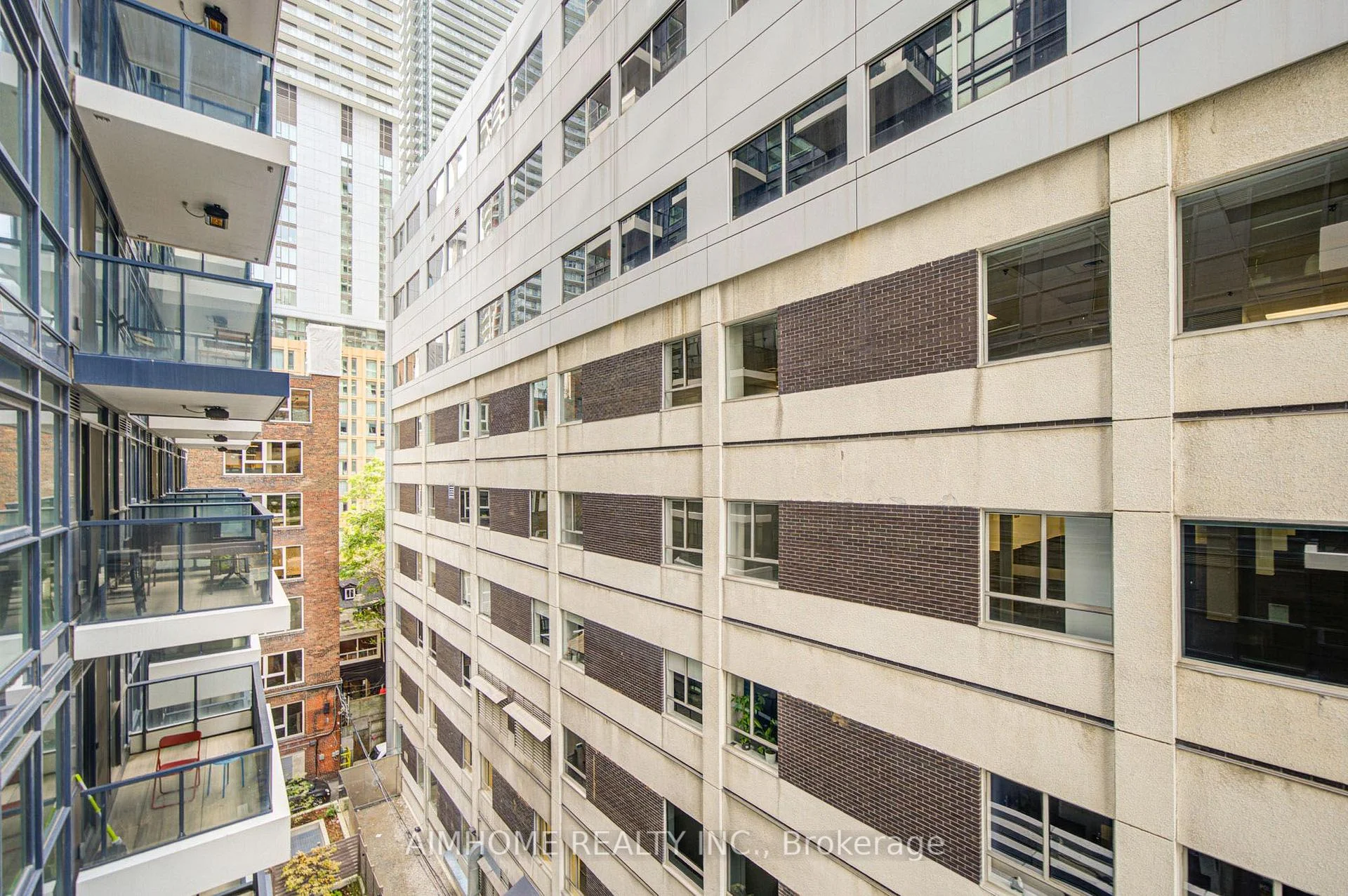 Photo 49 of Unit 710, 38 Widmer Street, Toronto, Waterfront Communities — HOMEH