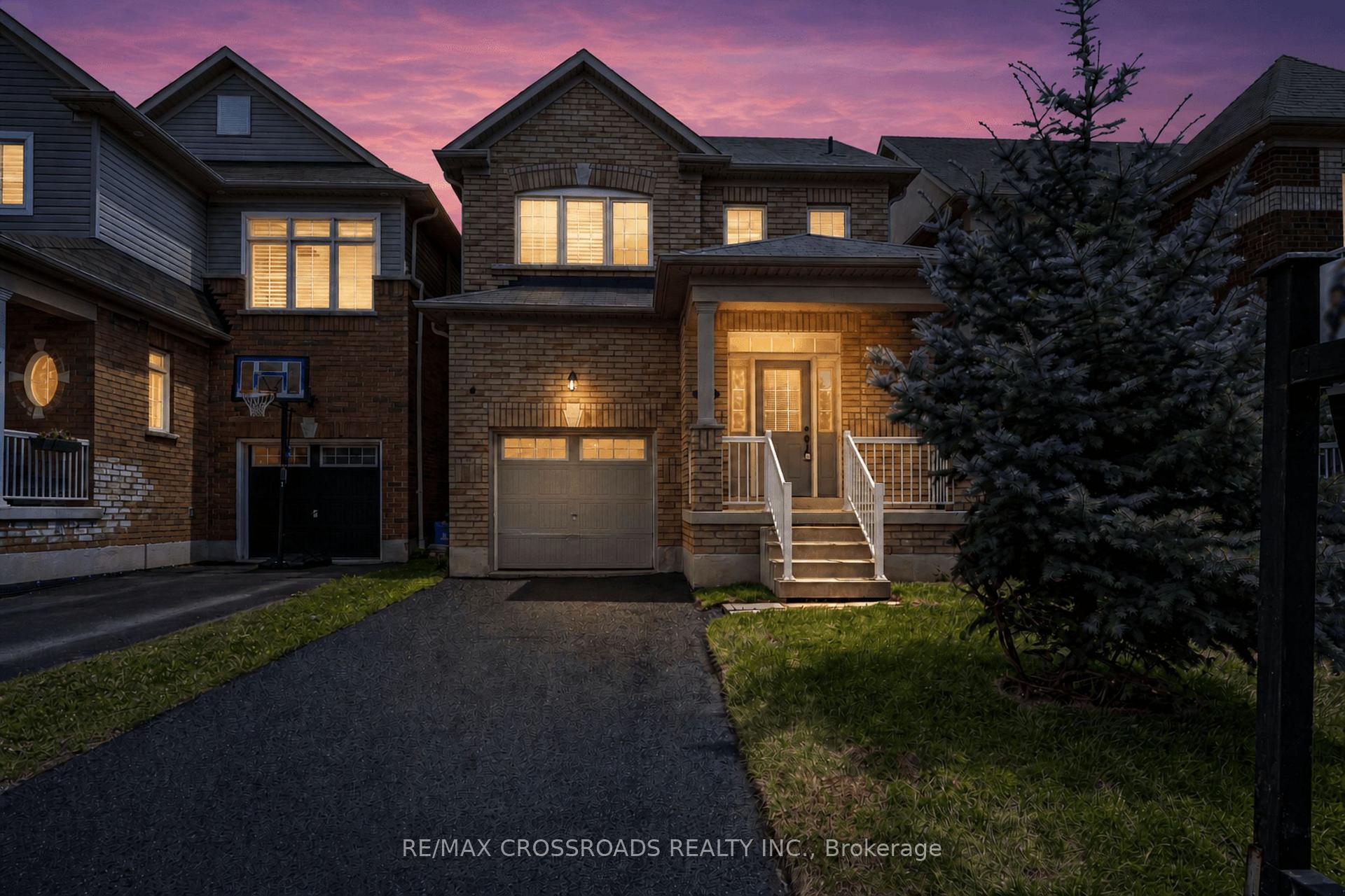 Photo 2 of 138 Angus Drive, Ajax, Central — HOMEH