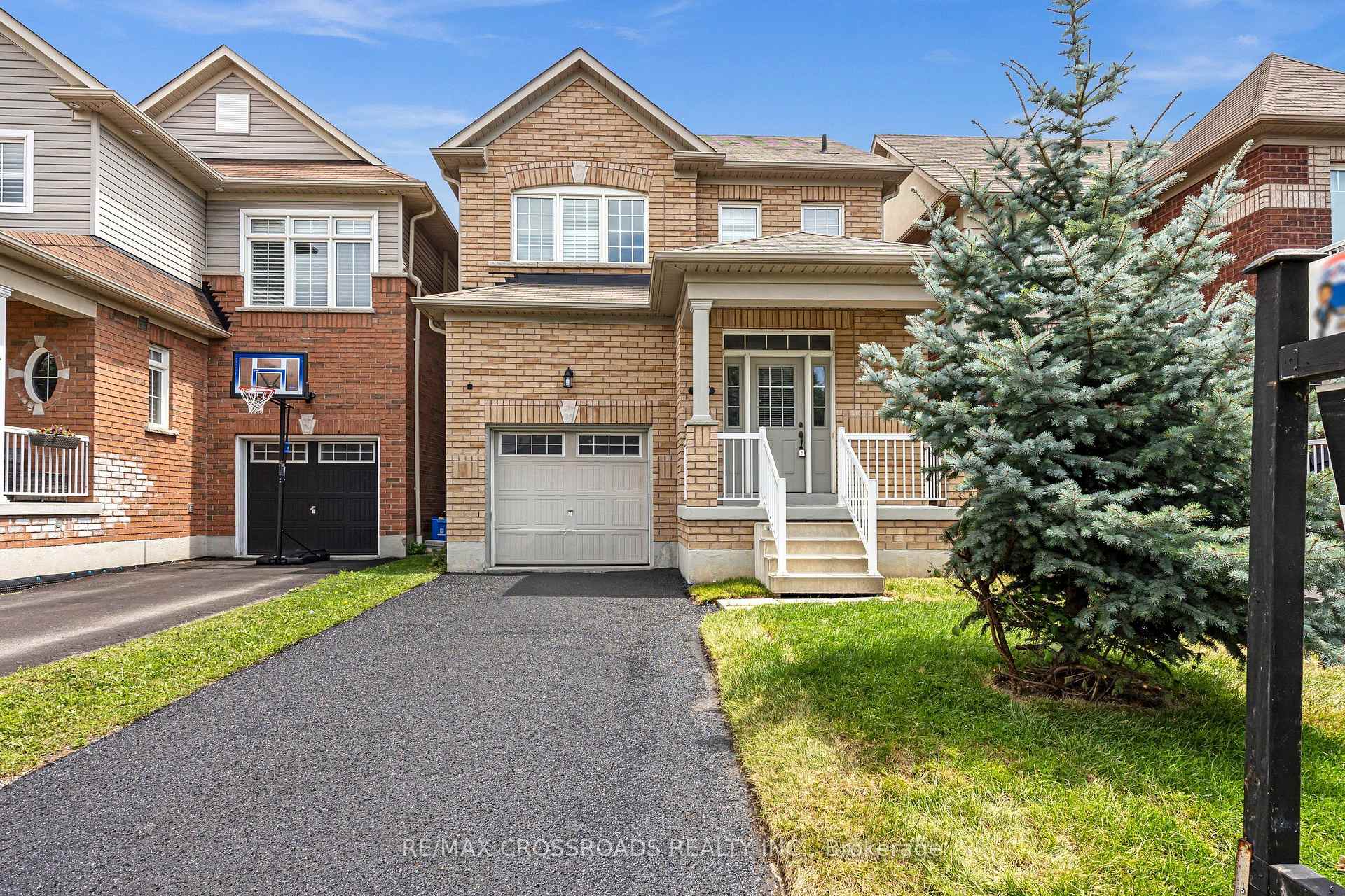 Photo 9 of 138 Angus Drive, Ajax, Central — HOMEH