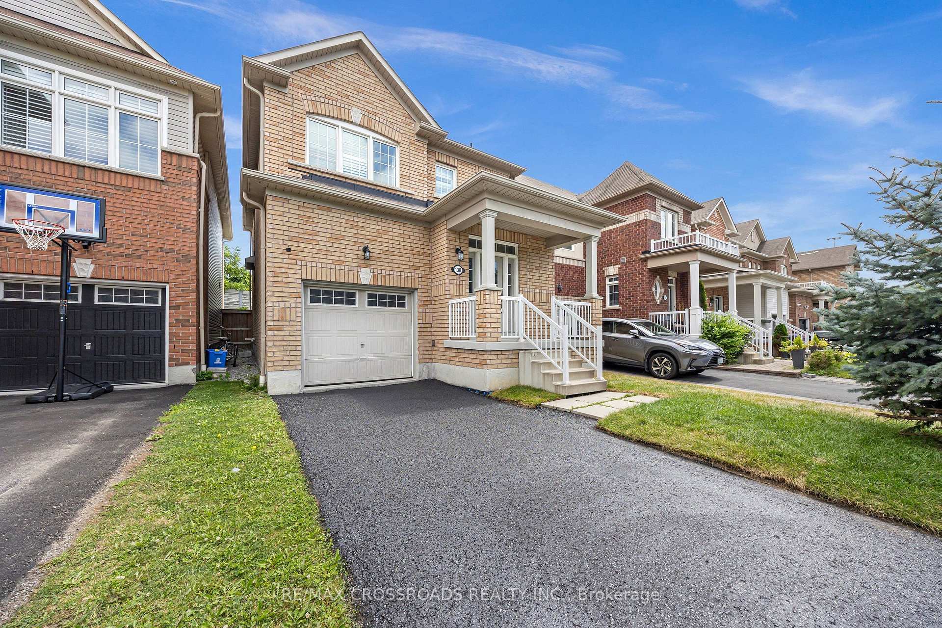 Photo 12 of 138 Angus Drive, Ajax, Central — HOMEH