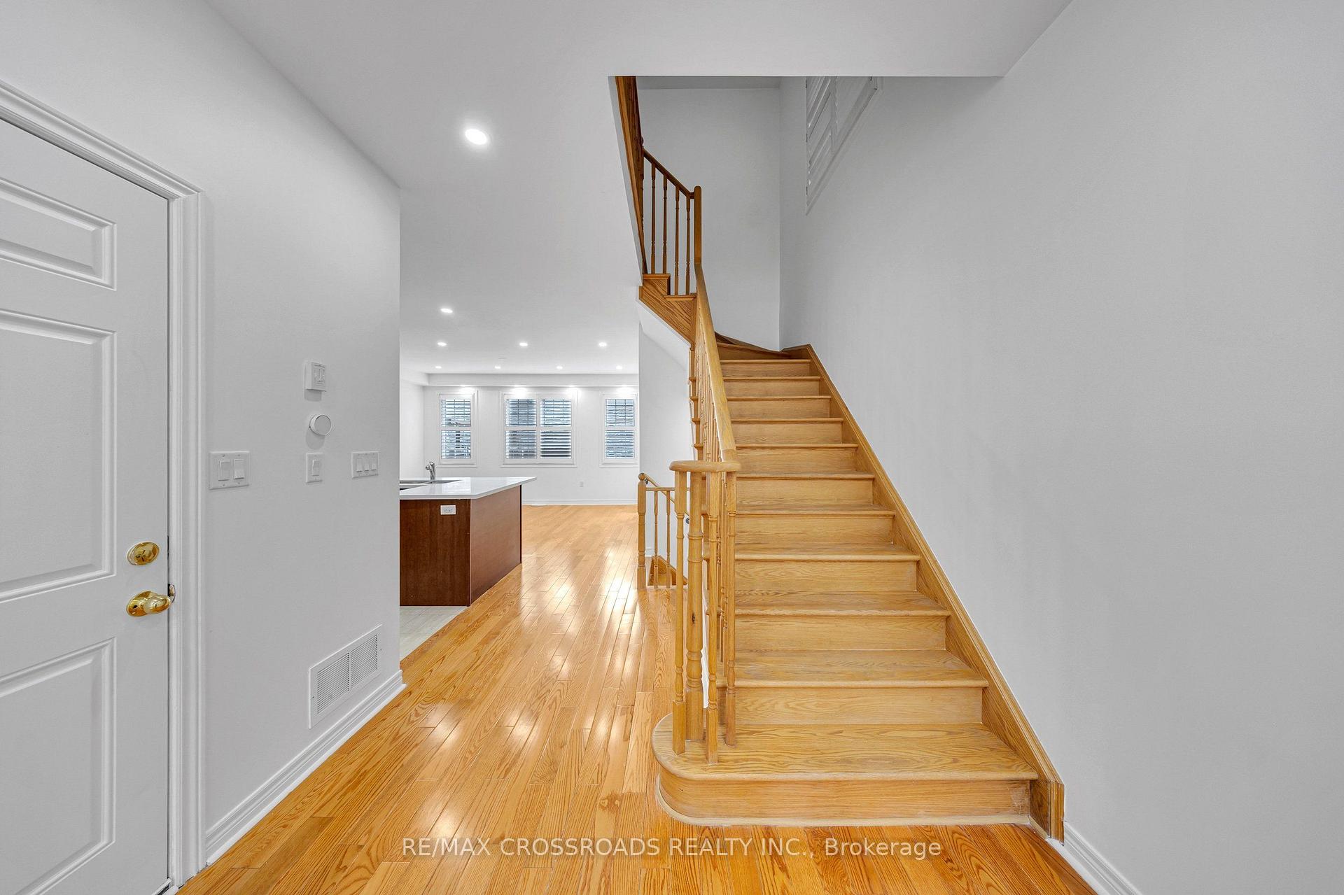 Photo 21 of 138 Angus Drive, Ajax, Central — HOMEH