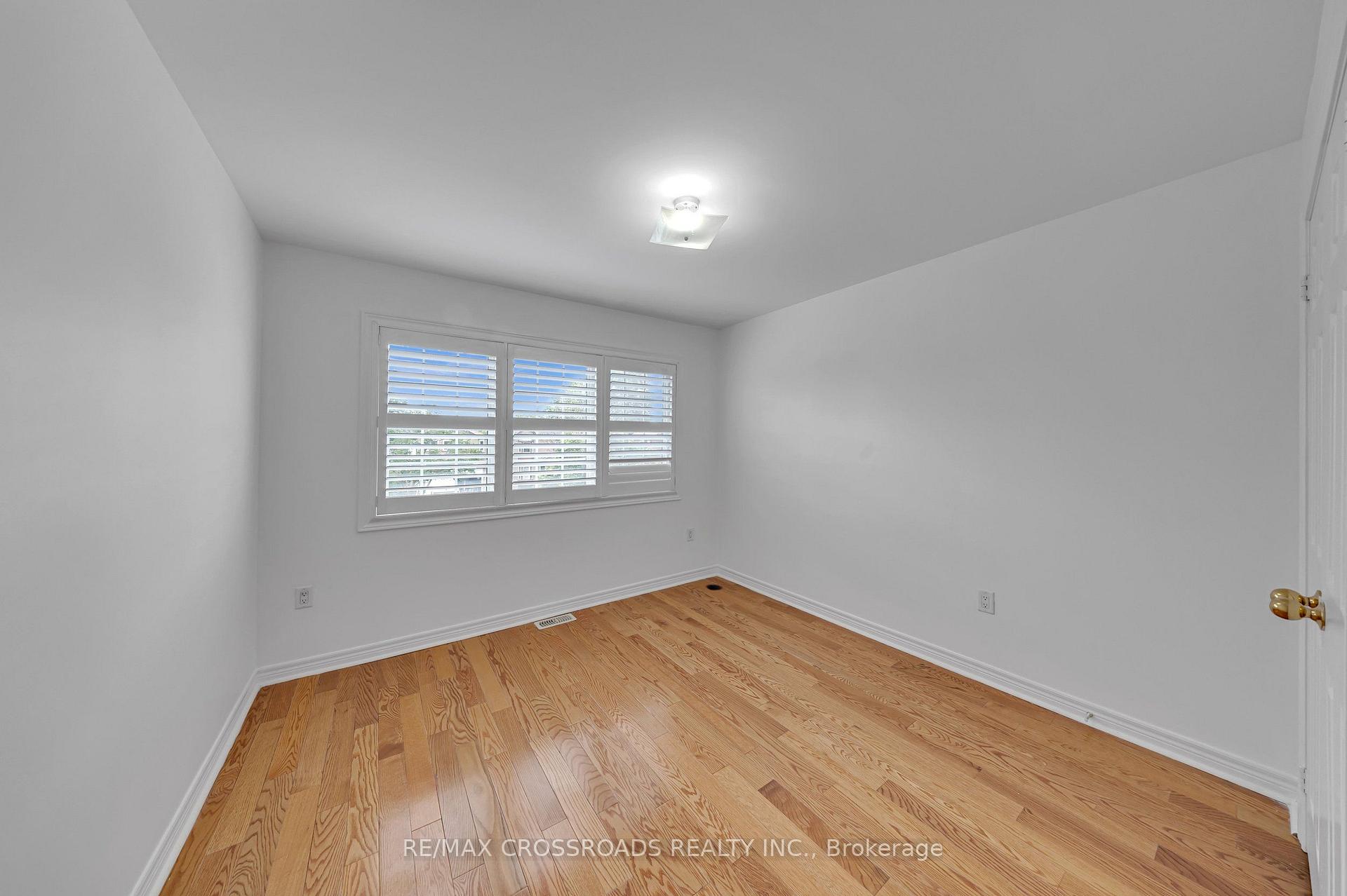 Photo 31 of 138 Angus Drive, Ajax, Central — HOMEH