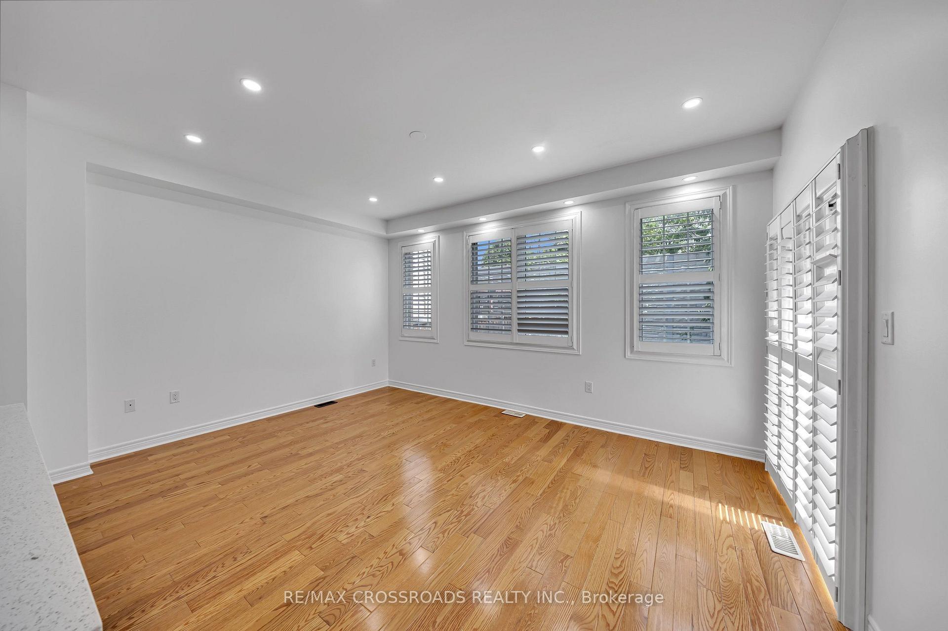 Photo 34 of 138 Angus Drive, Ajax, Central — HOMEH