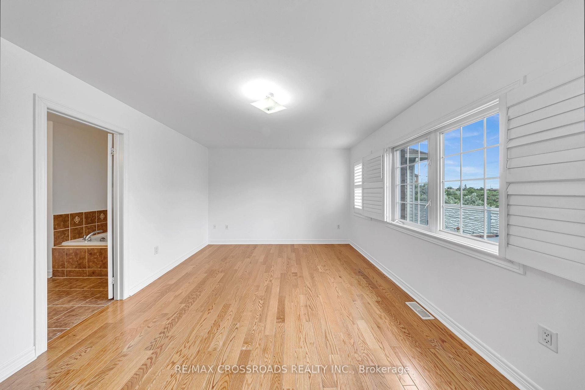 Photo 38 of 138 Angus Drive, Ajax, Central — HOMEH