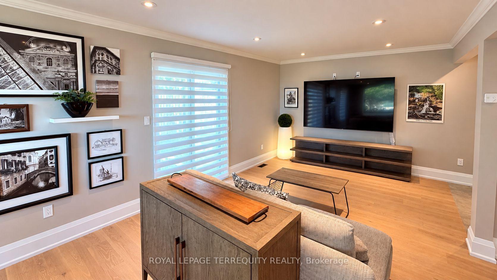 Photo 4 of 410 Kerman Avenue, Grimsby, Grimsby Beach — HOMEH