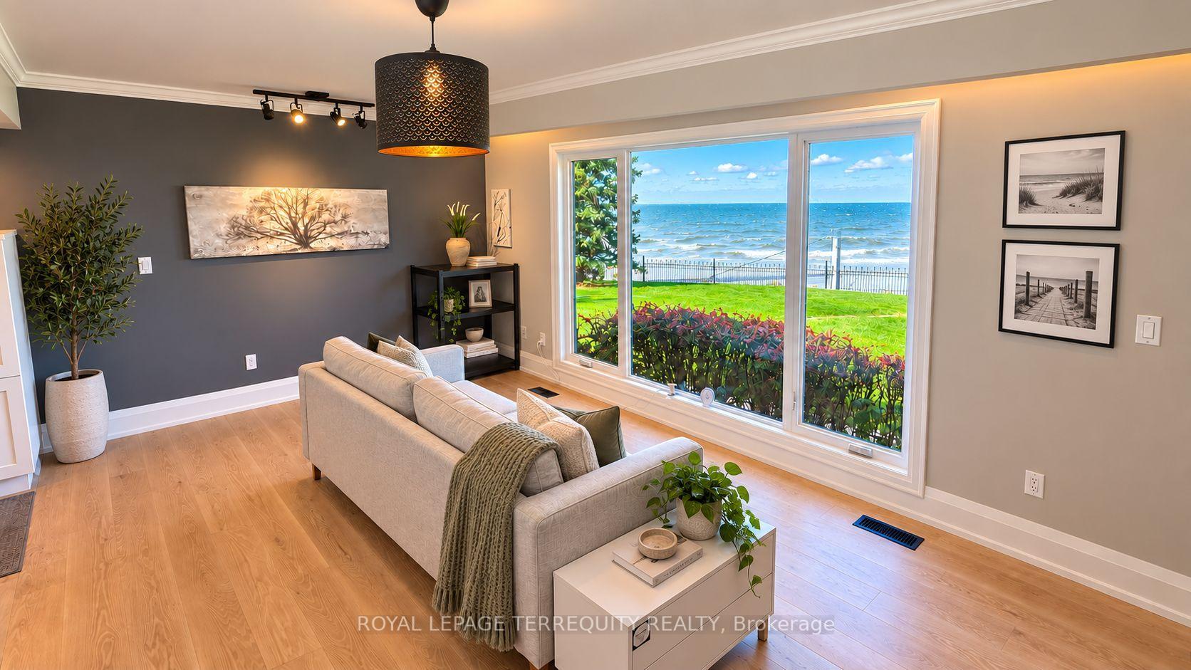 Photo 10 of 410 Kerman Avenue, Grimsby, Grimsby Beach — HOMEH