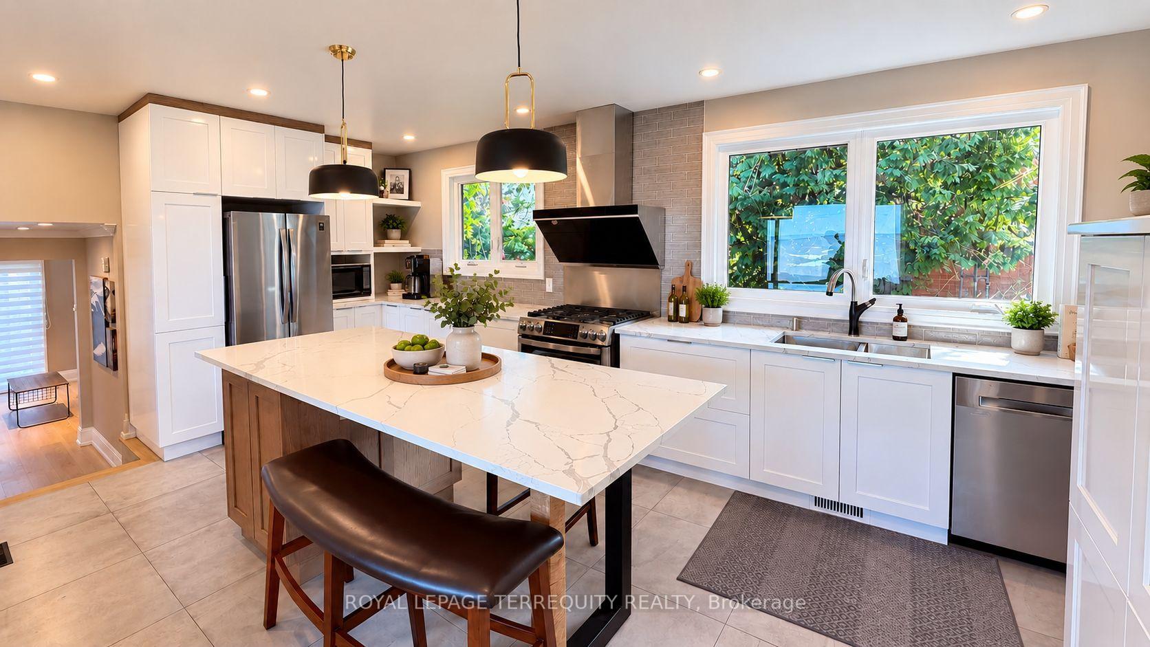 Photo 18 of 410 Kerman Avenue, Grimsby, Grimsby Beach — HOMEH