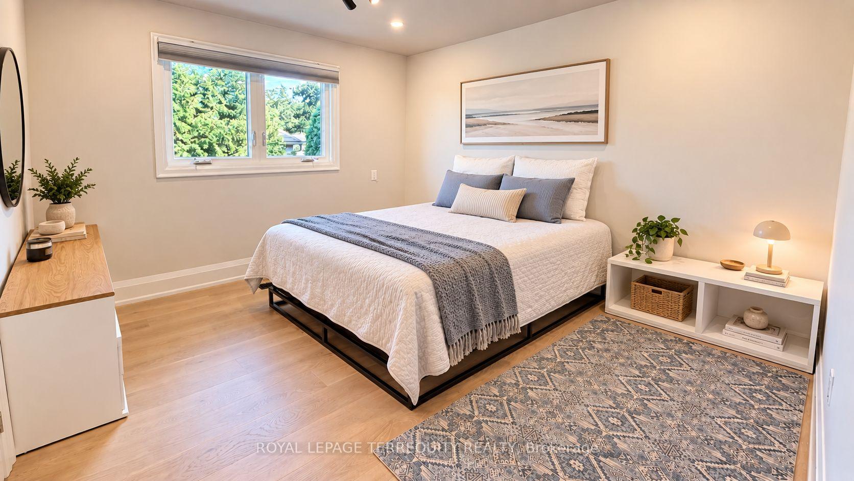Photo 23 of 410 Kerman Avenue, Grimsby, Grimsby Beach — HOMEH