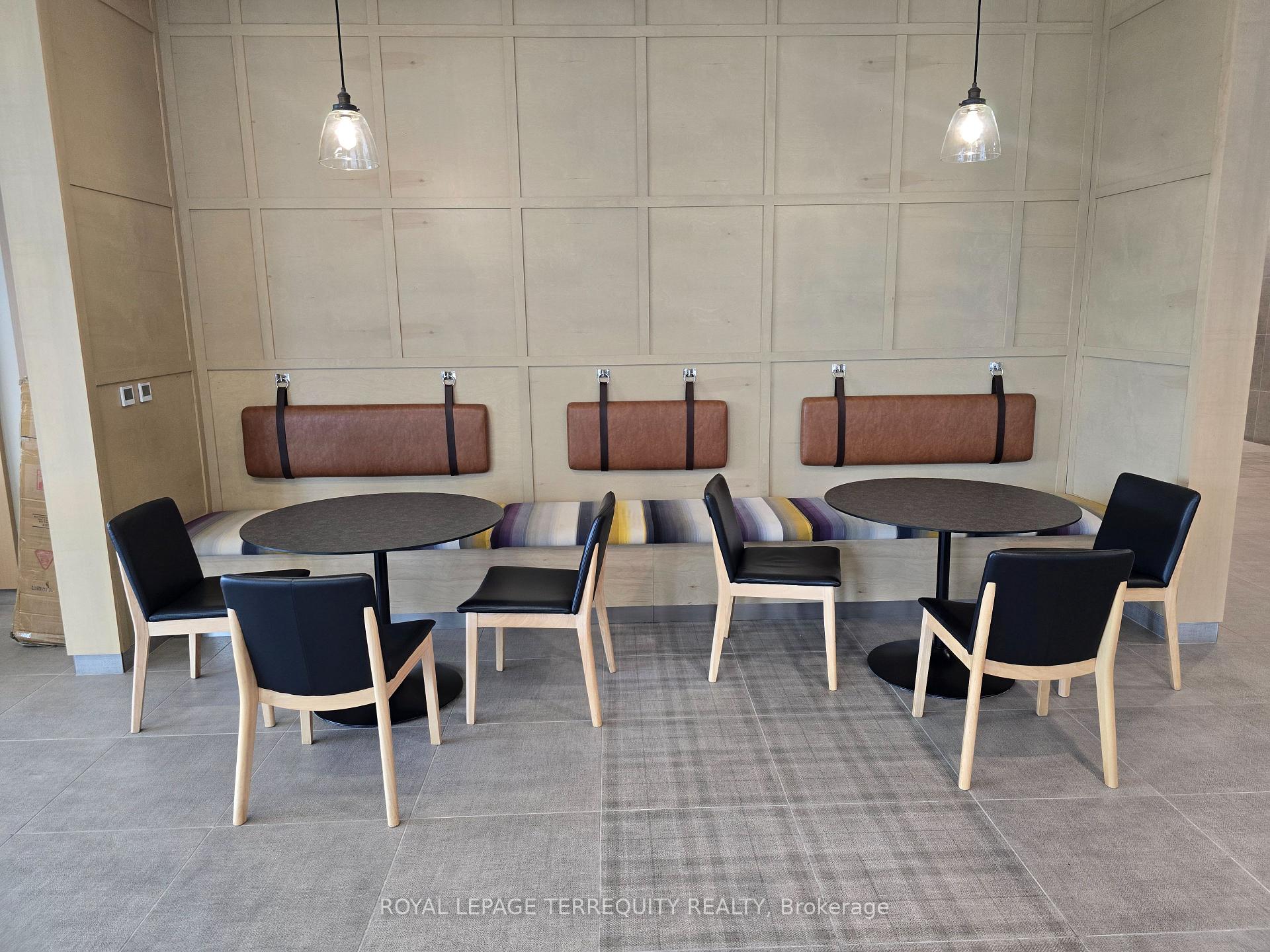 Photo 23 of Unit 2402, 108 Garment Street, Kitchener, Cherry Hill — HOMEH