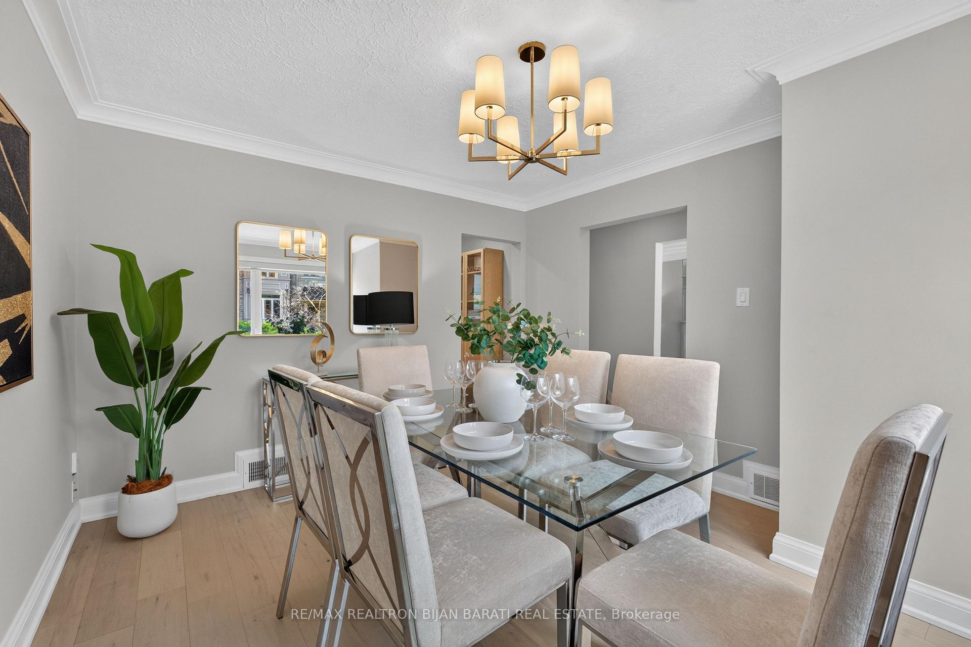 Photo 17 of 42 Franklin Avenue, North York, Lansing-Westgate — HOMEH