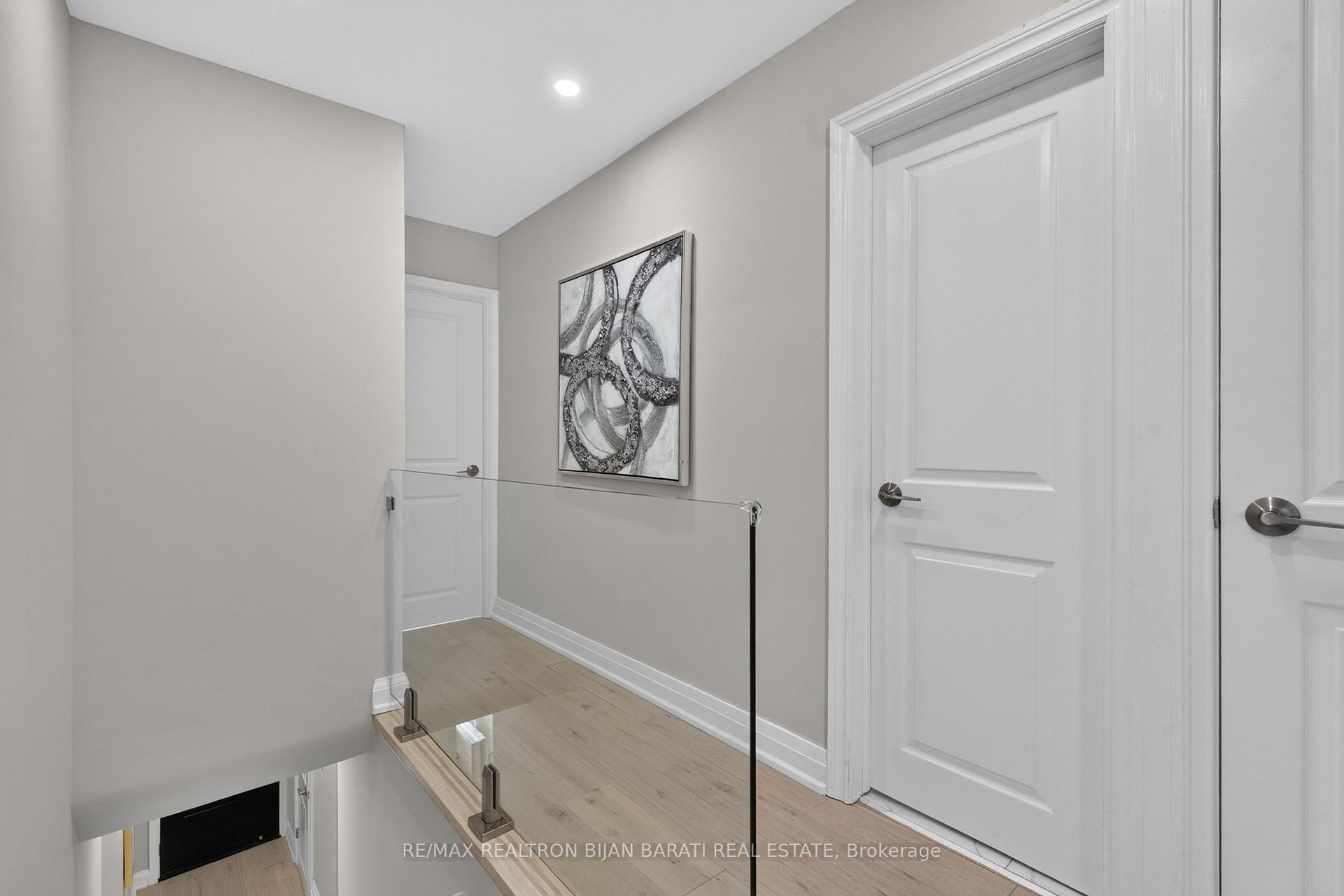 Photo 19 of 42 Franklin Avenue, North York, Lansing-Westgate — HOMEH