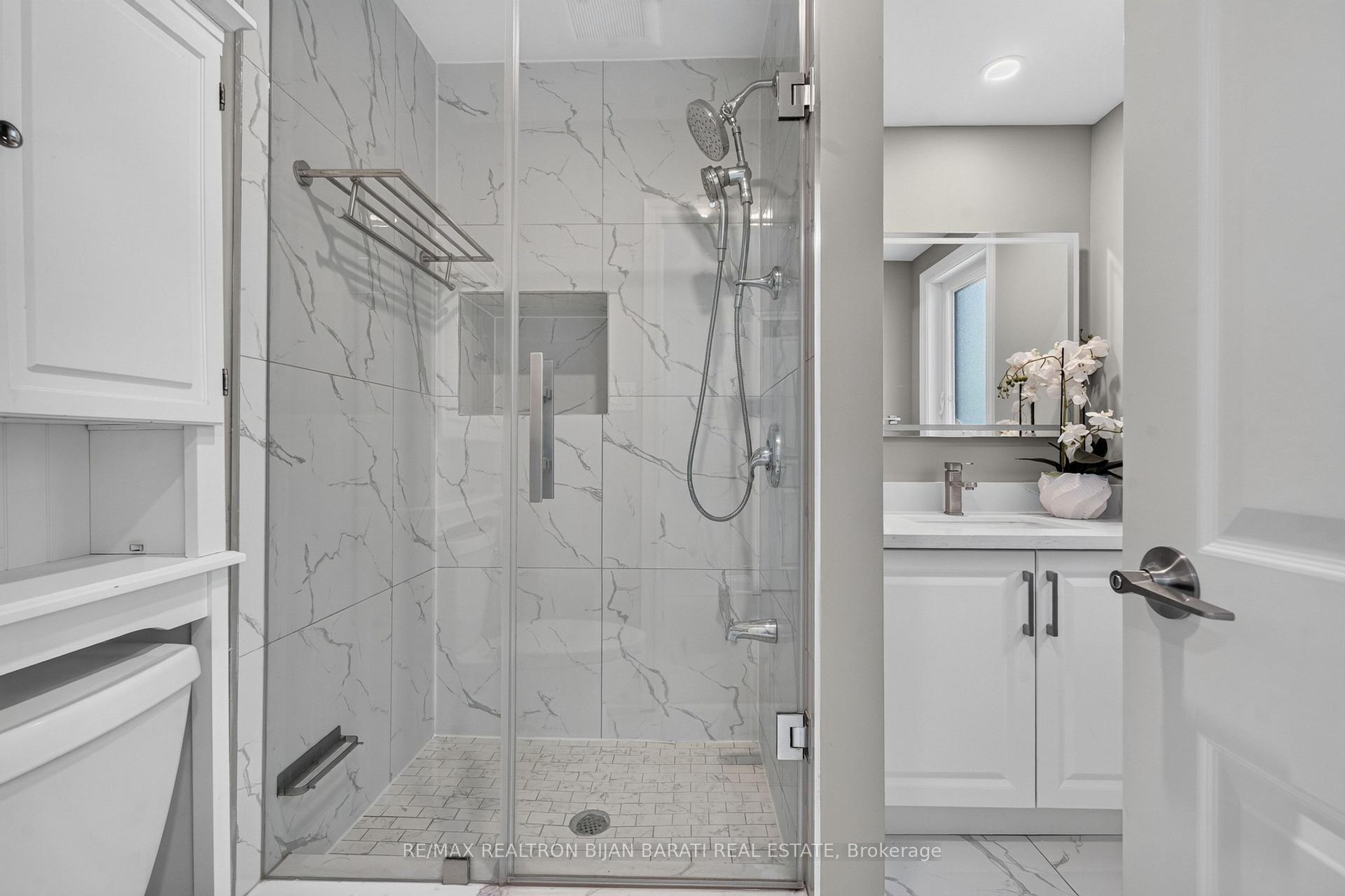 Photo 22 of 42 Franklin Avenue, North York, Lansing-Westgate — HOMEH