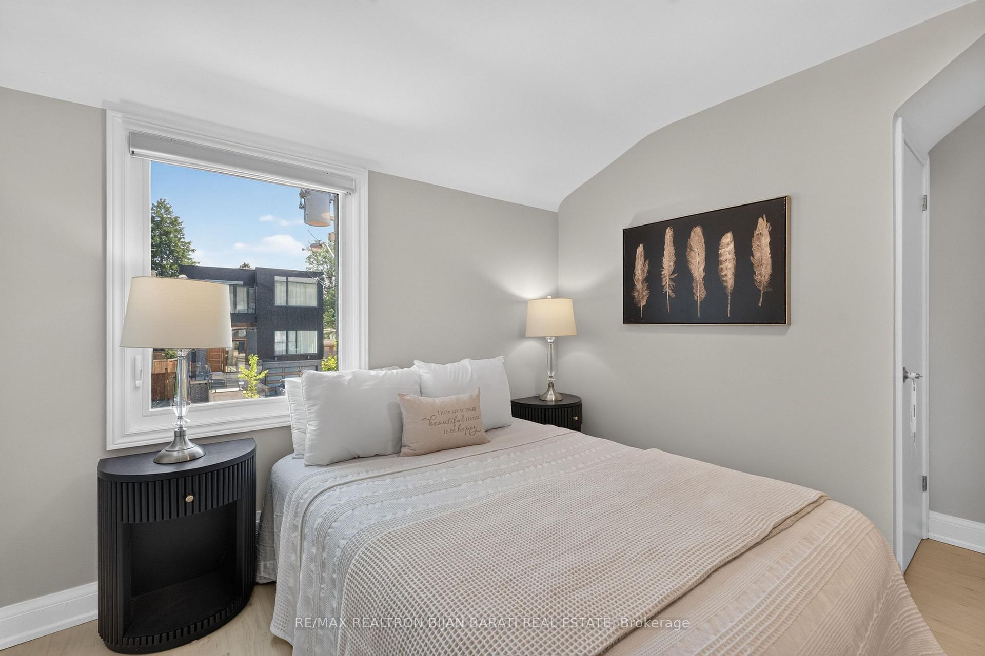 Photo 26 of 42 Franklin Avenue, North York, Lansing-Westgate — HOMEH