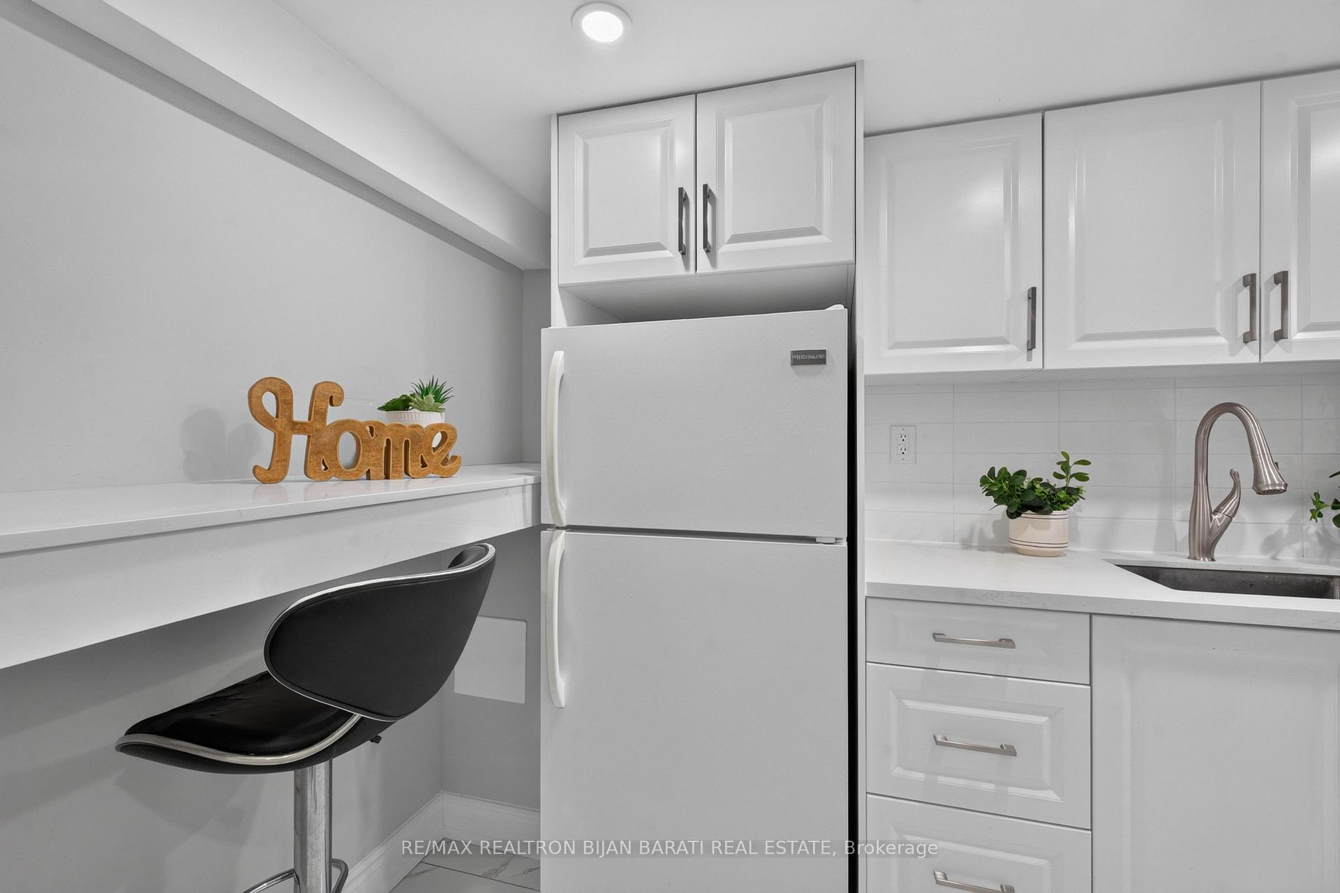 Photo 35 of 42 Franklin Avenue, North York, Lansing-Westgate — HOMEH