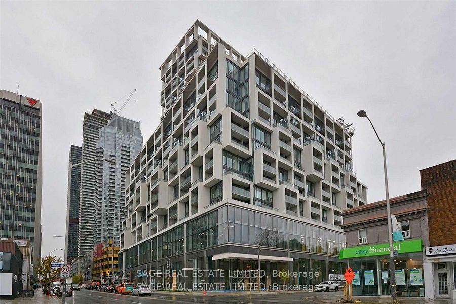 Front of Unit 1534, 8 Hillsdale Avenue