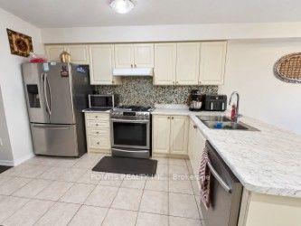 Photo 19 of 86 Munro Circle, Brantford, Empire South — HOMEH
