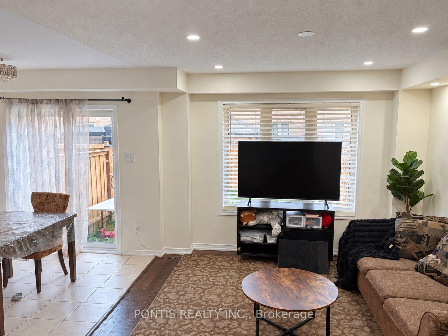 Photo 25 of 86 Munro Circle, Brantford, Empire South — HOMEH