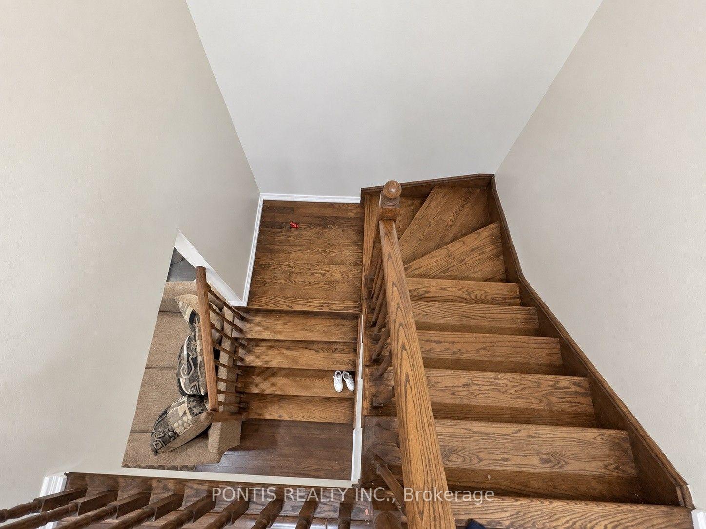 Photo 28 of 86 Munro Circle, Brantford, Empire South — HOMEH