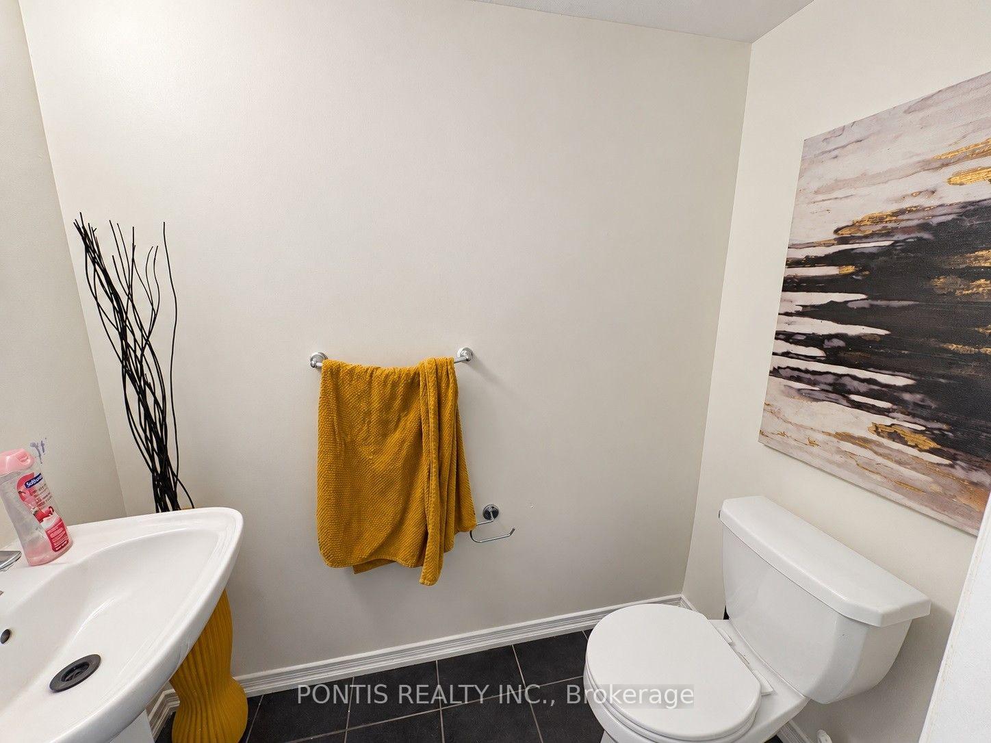 Photo 32 of 86 Munro Circle, Brantford, Empire South — HOMEH